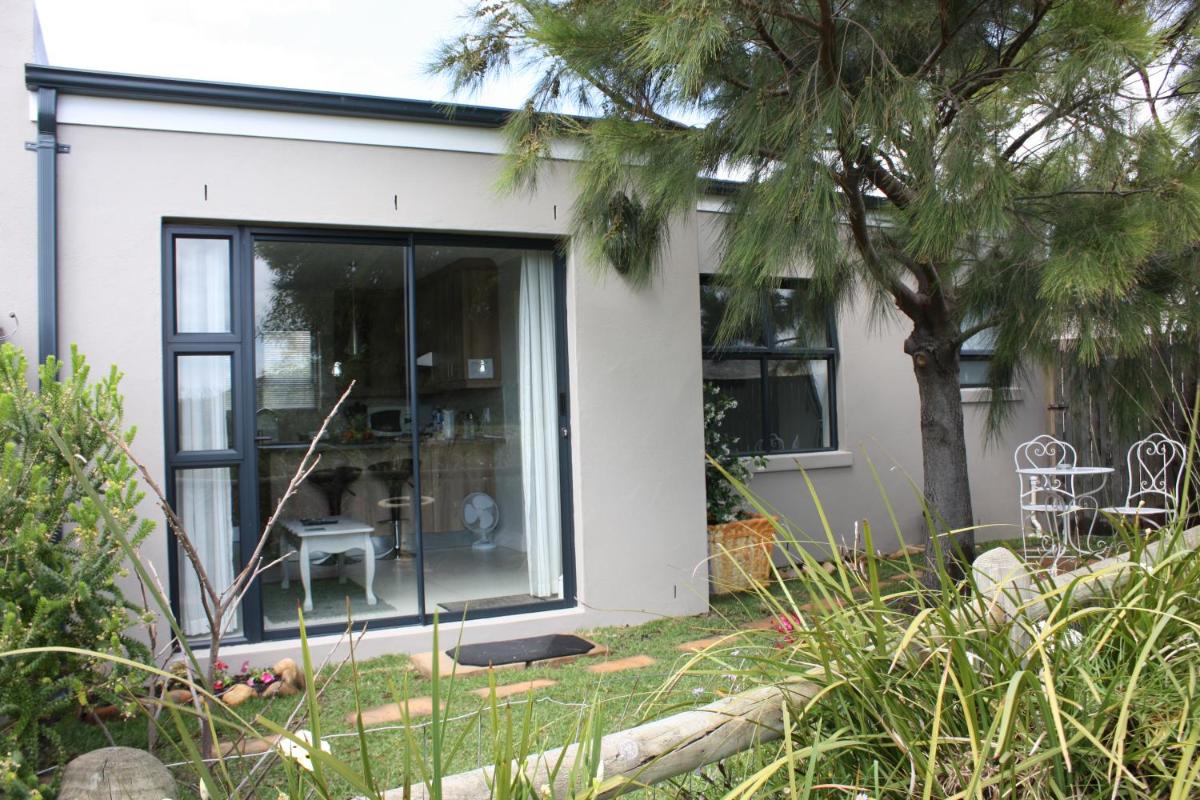 Sunbird Cottage view 2