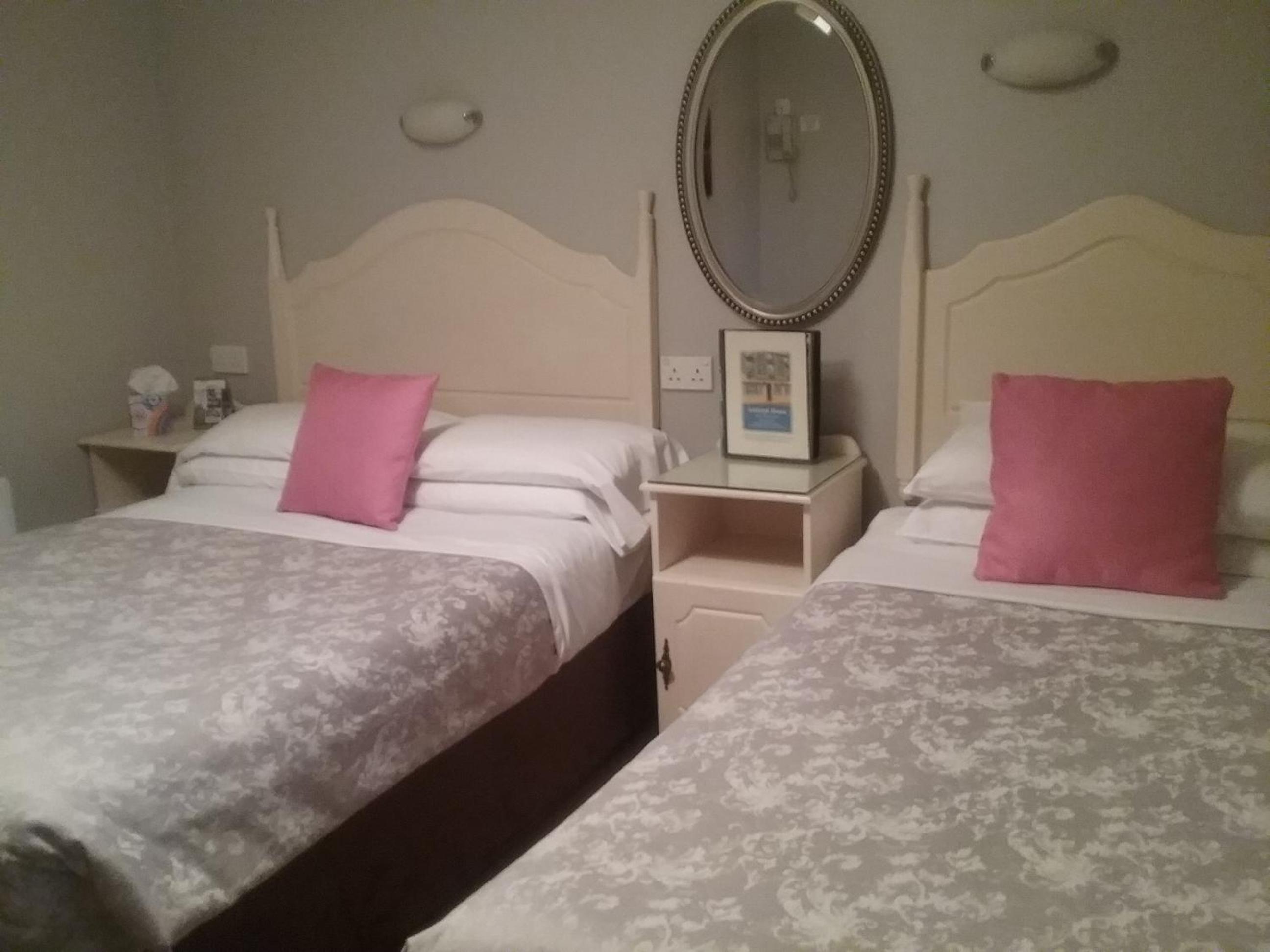 Ashleigh House Bed & Breakfast