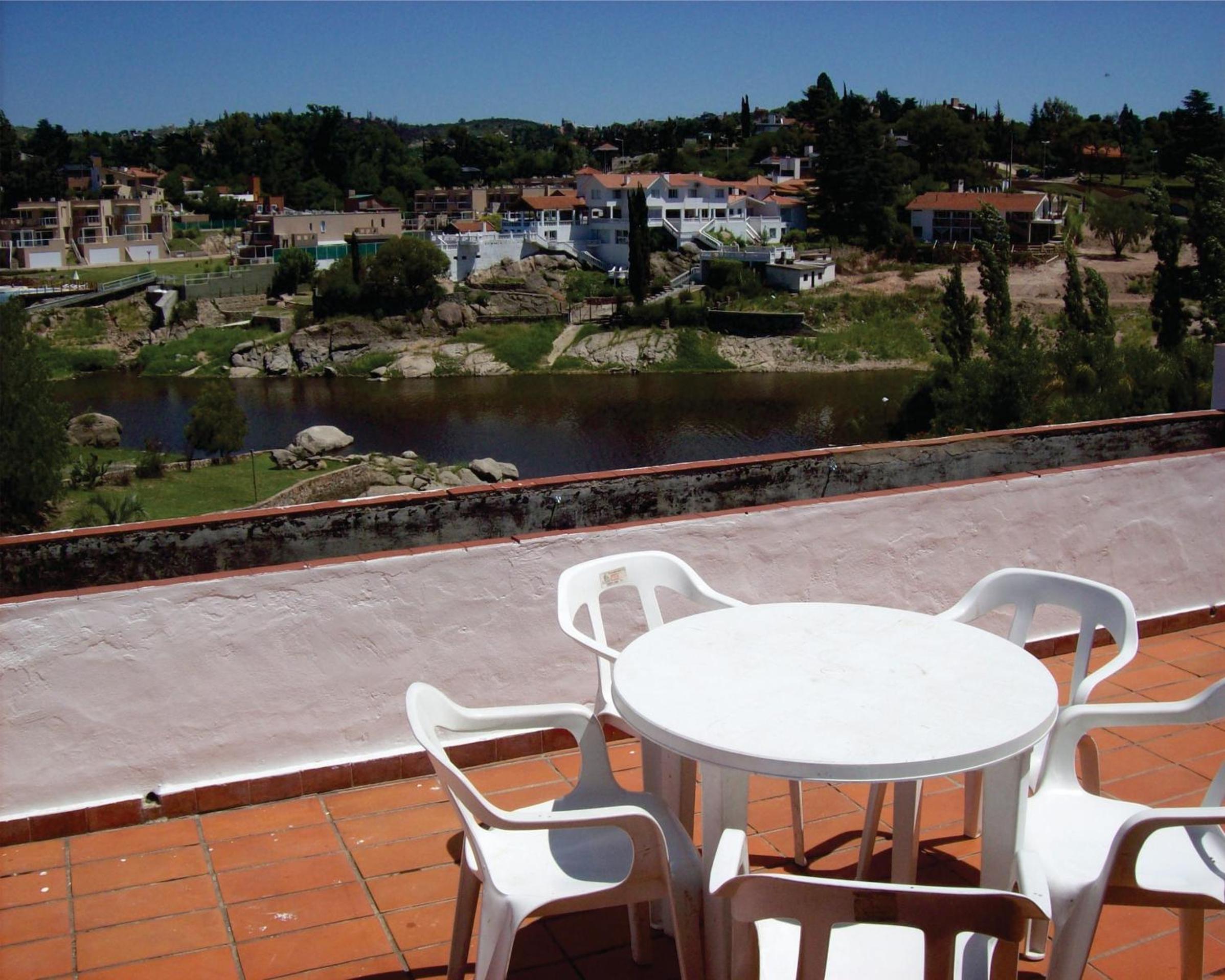 Departamentos Carlos Paz bajada al lago