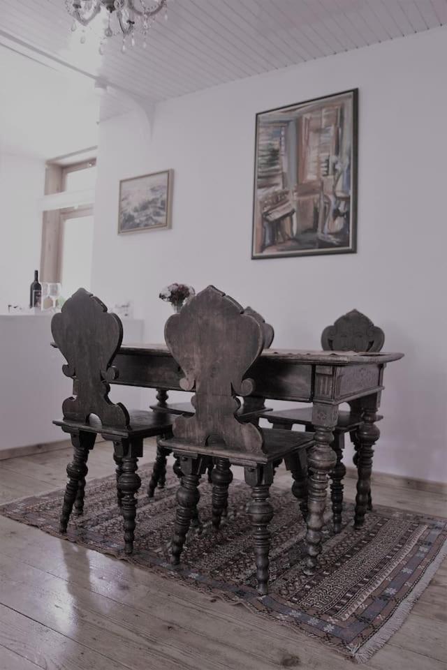 Harmony Gallery