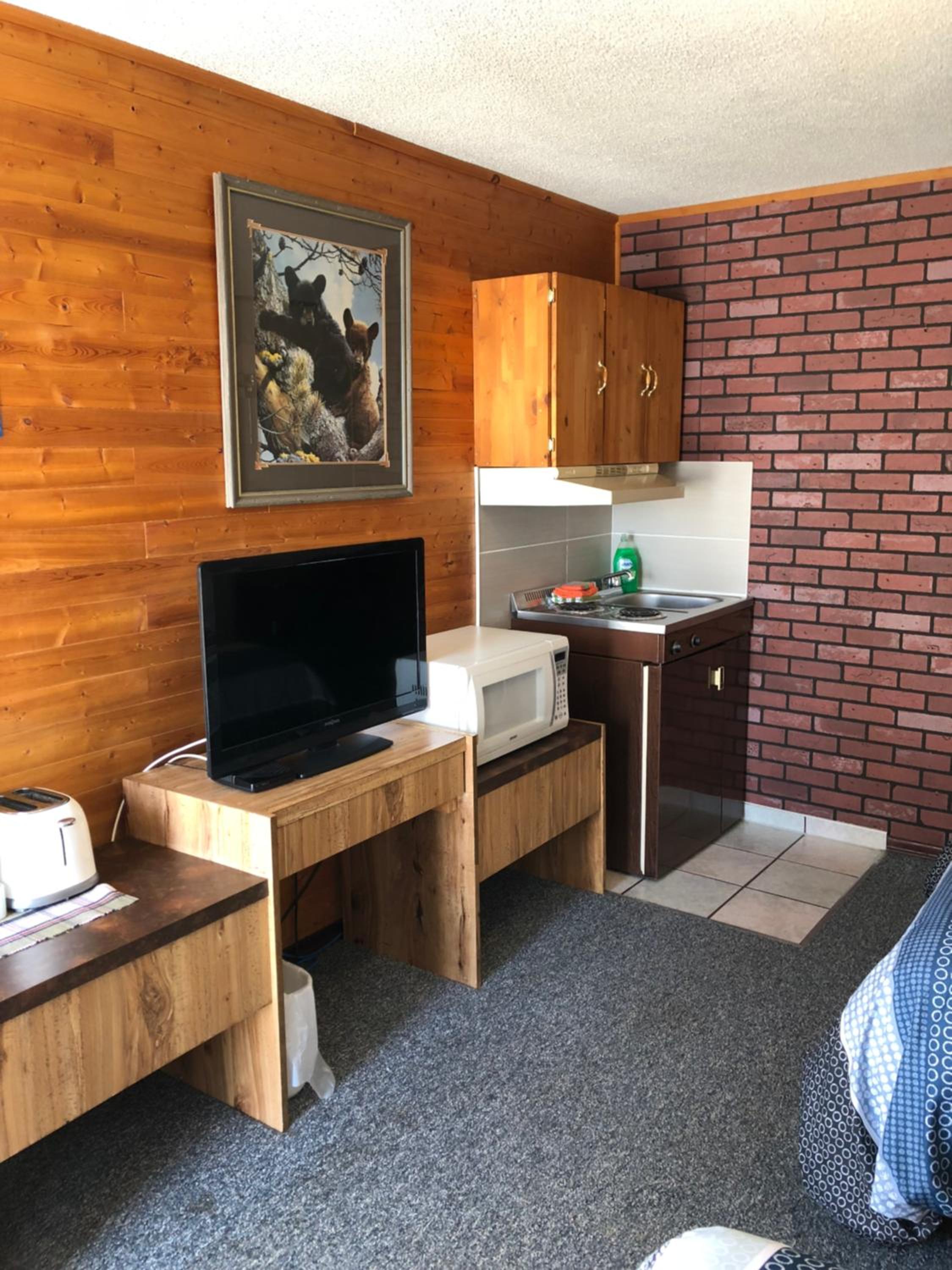 Alpine motel