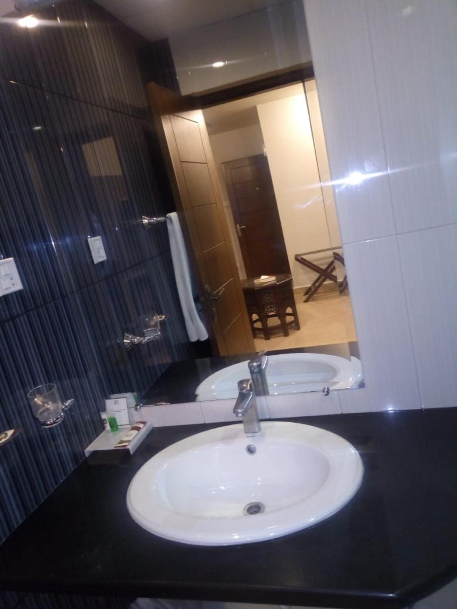 Hotel One Super, Islamabad