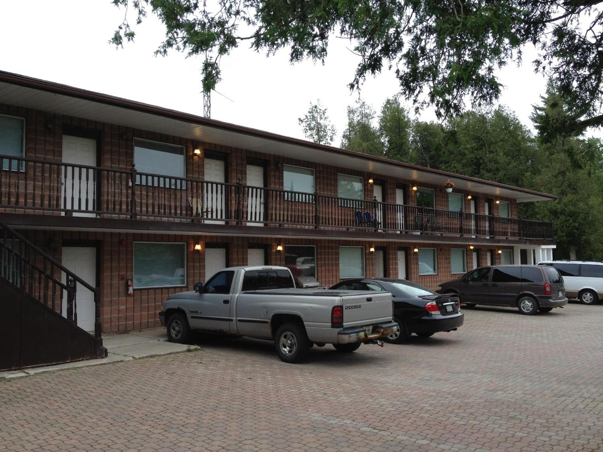 Cedar Springs Motel