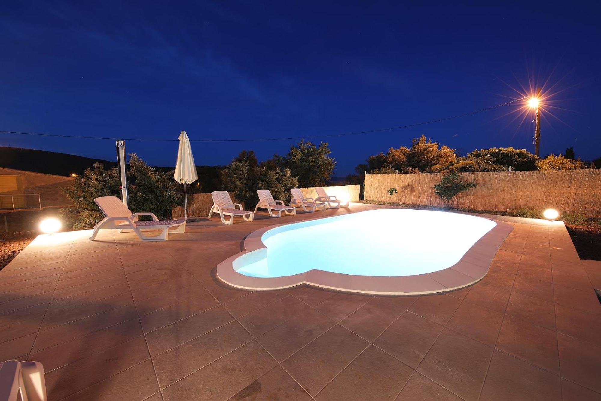 holiday home on DUGI OTOK - OTOK view 4