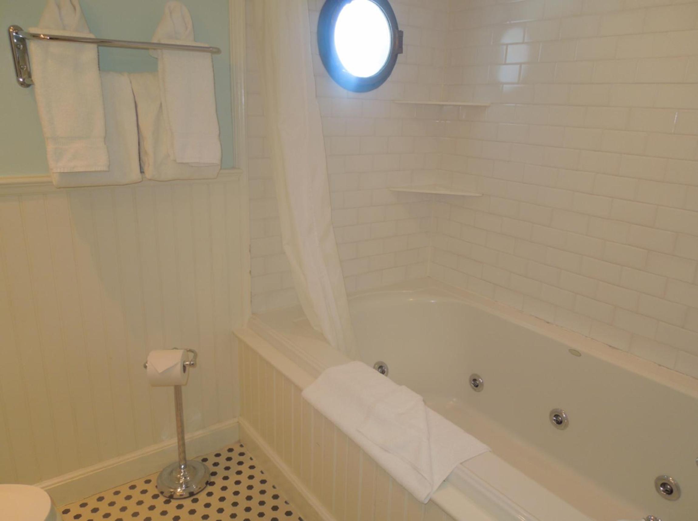 Anchor Inn Beach House