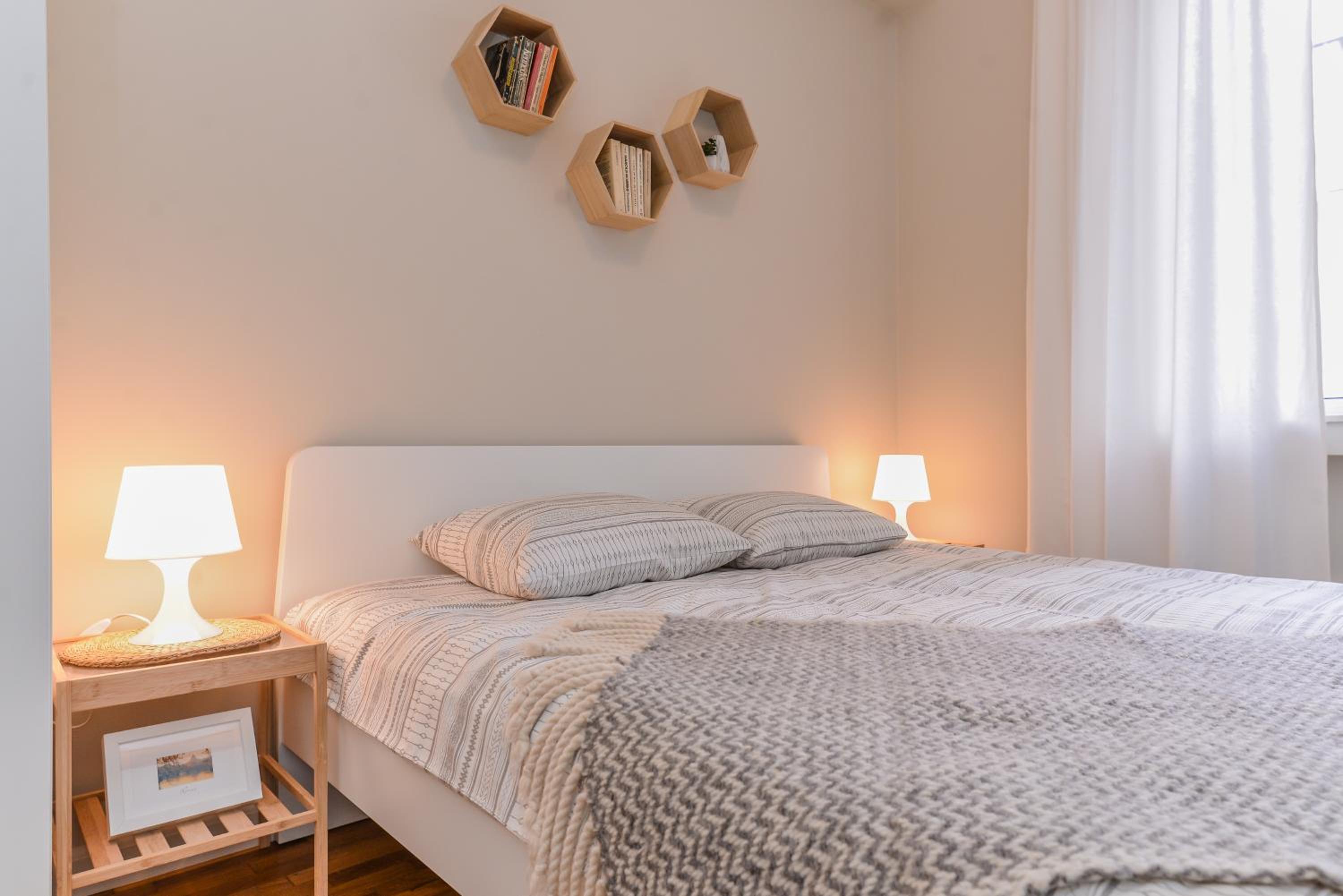 cО́coEllie - Aesthetic 2BD Apt Near National Palace by Flat Mаnager view 4