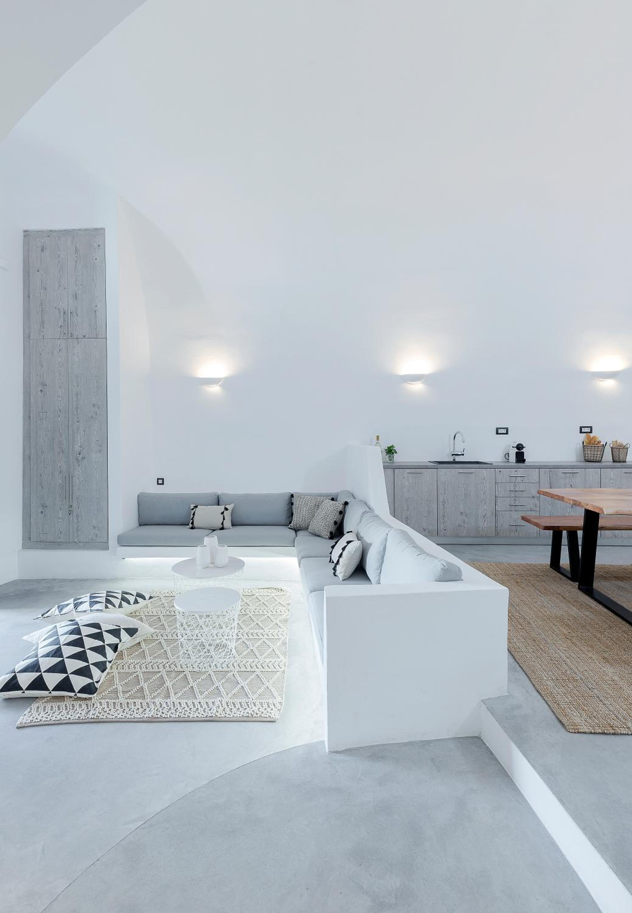 Alluvial Santorini Suites view 2