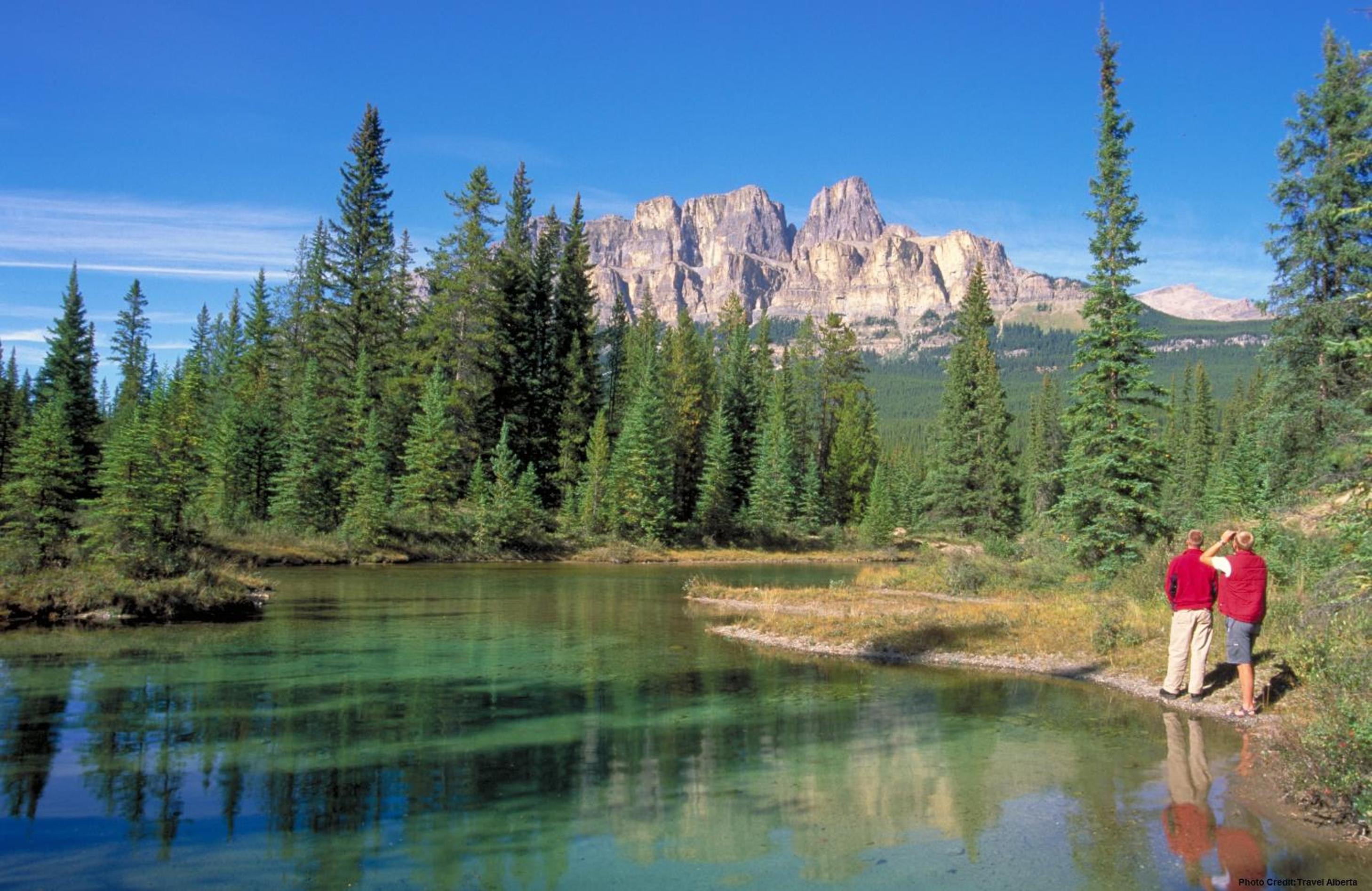 HI Castle Mountain - Hostel