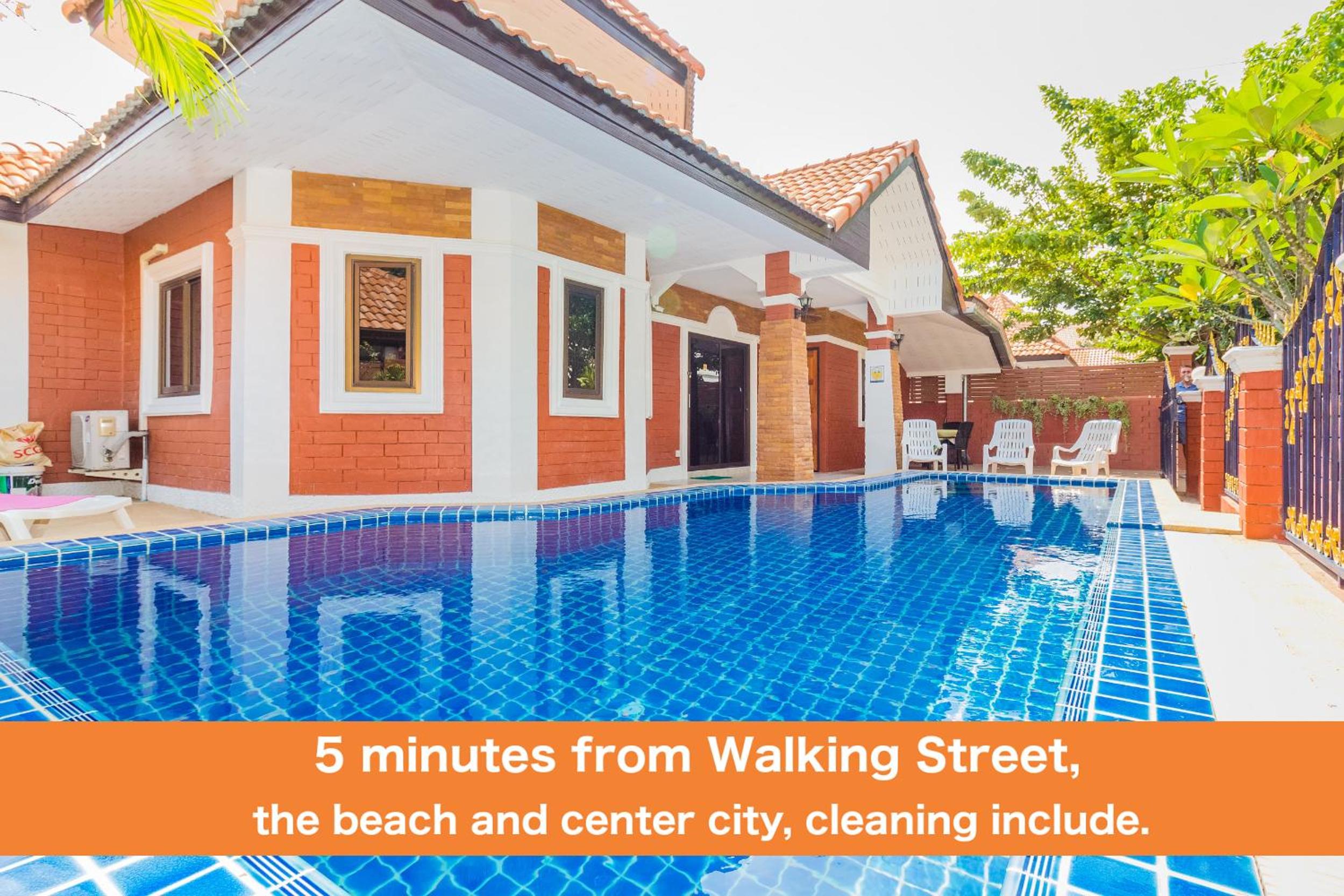 Hotel GARDEN VILLA - PATTAYA HOLIDAY HOUSE WALKING STREET 4 bedrooms - Image 1