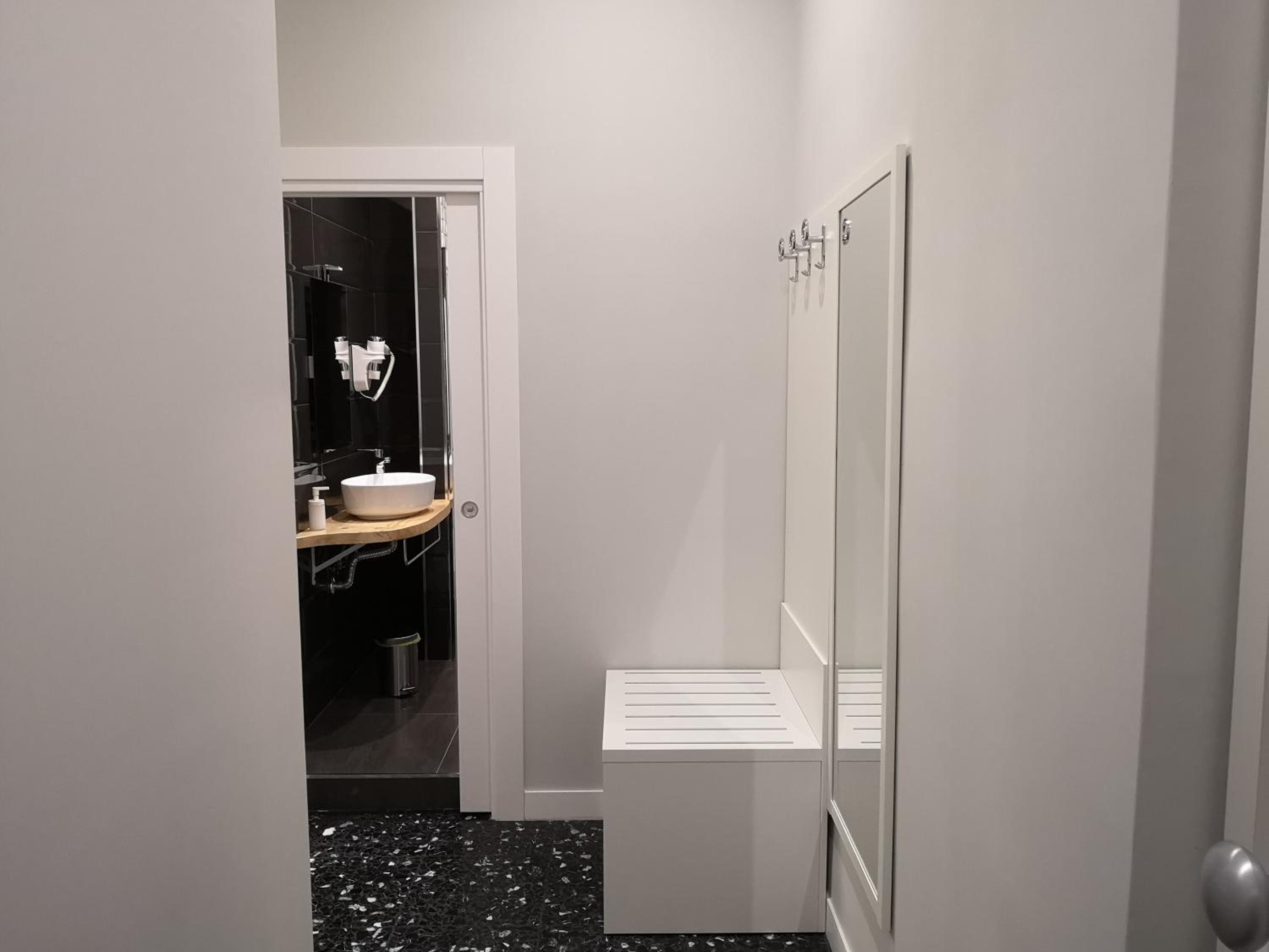 Beverello Rooms