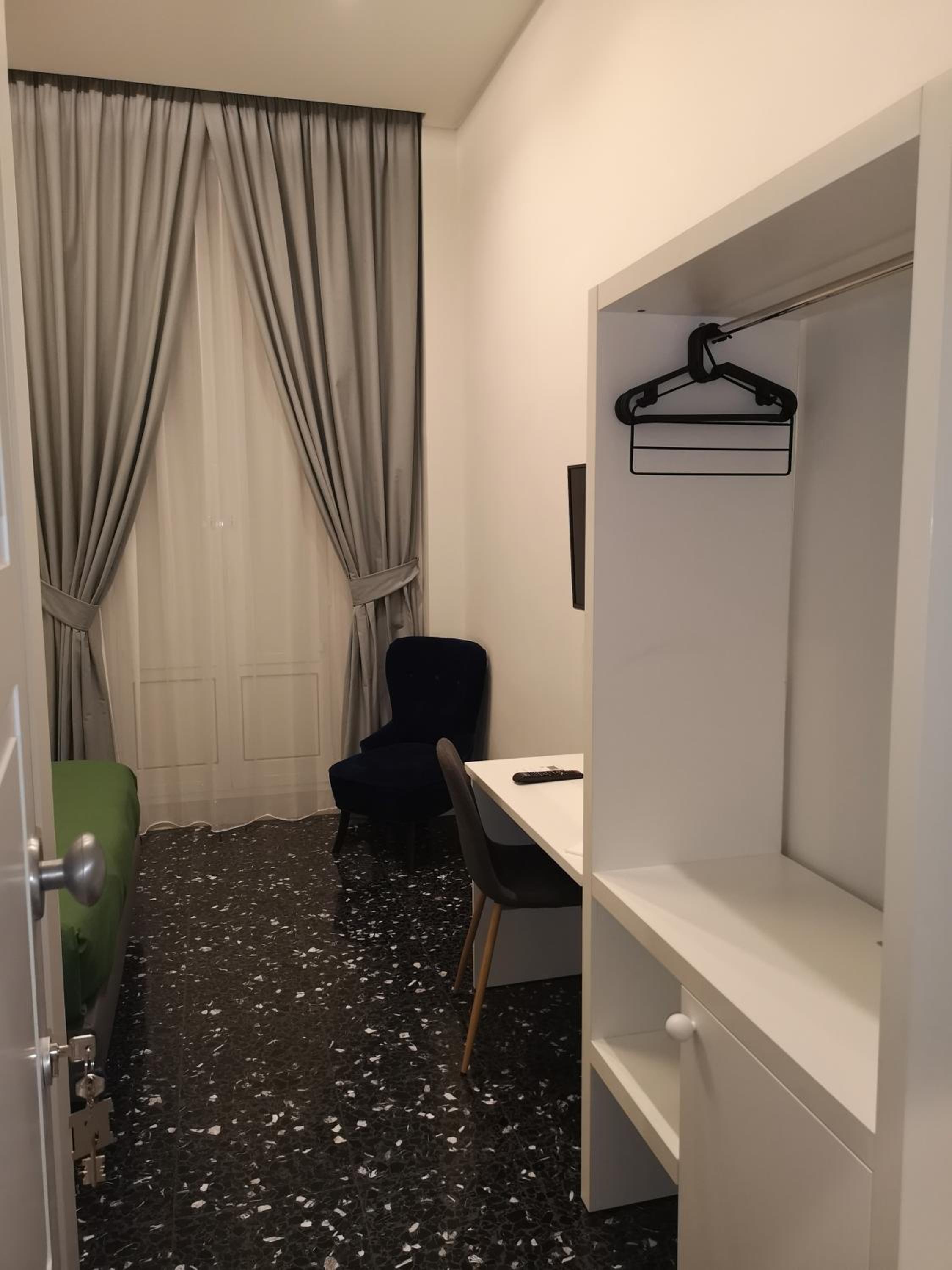 Beverello Rooms