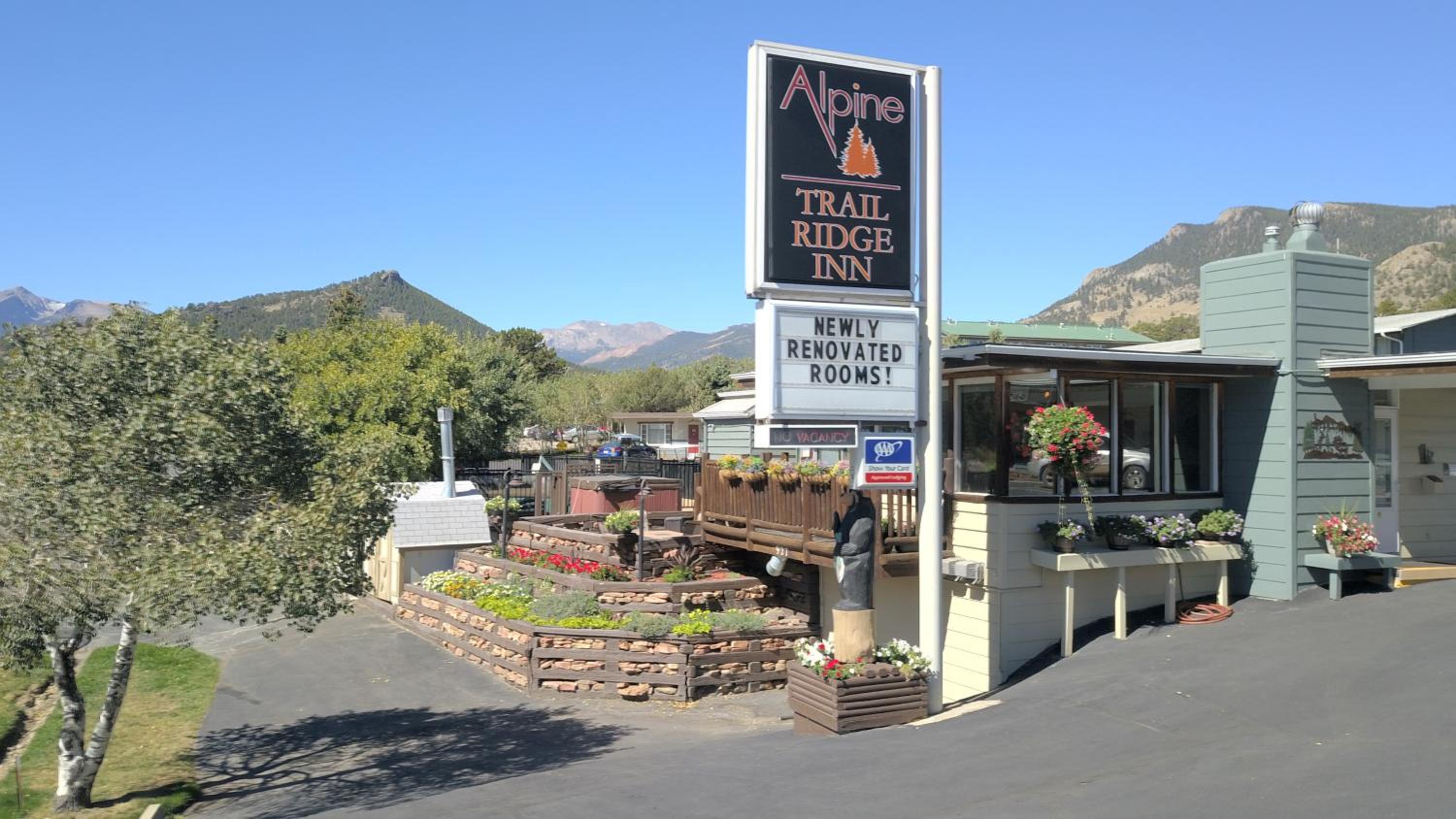 Alpine Trail Ridge Inn - Property Image 1