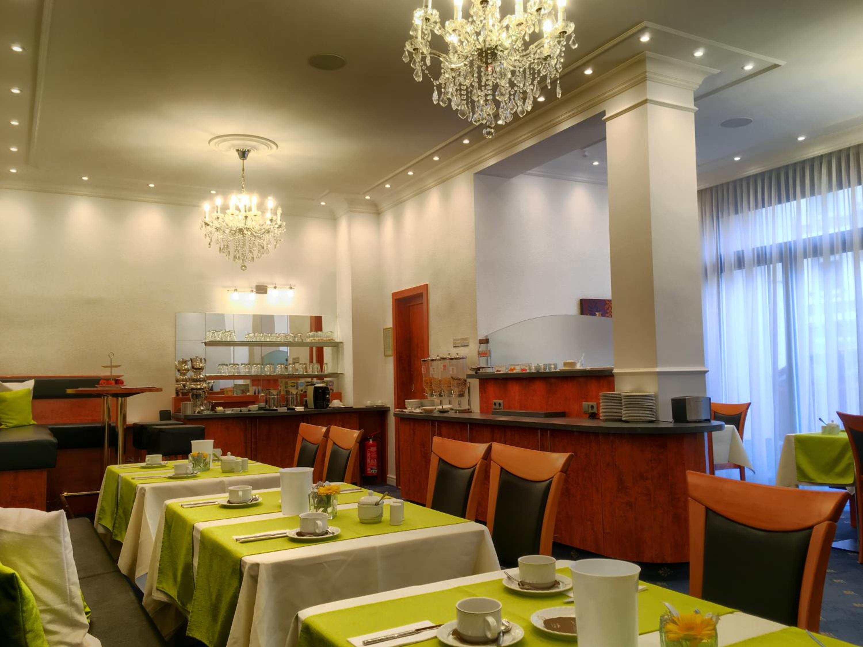 Offenbach Vacations - Hotel Hansa - Property Image 8