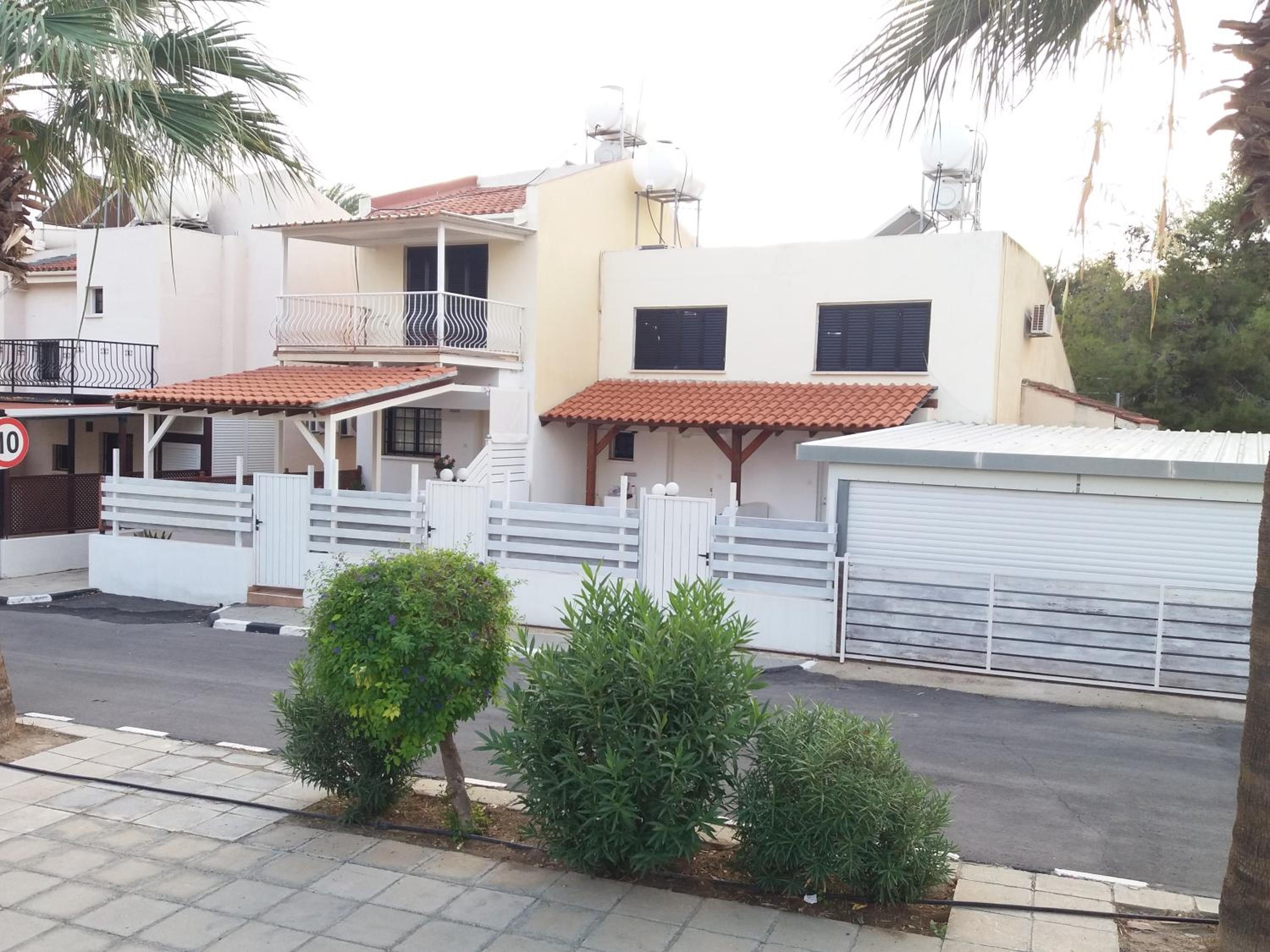Pirgos beach house