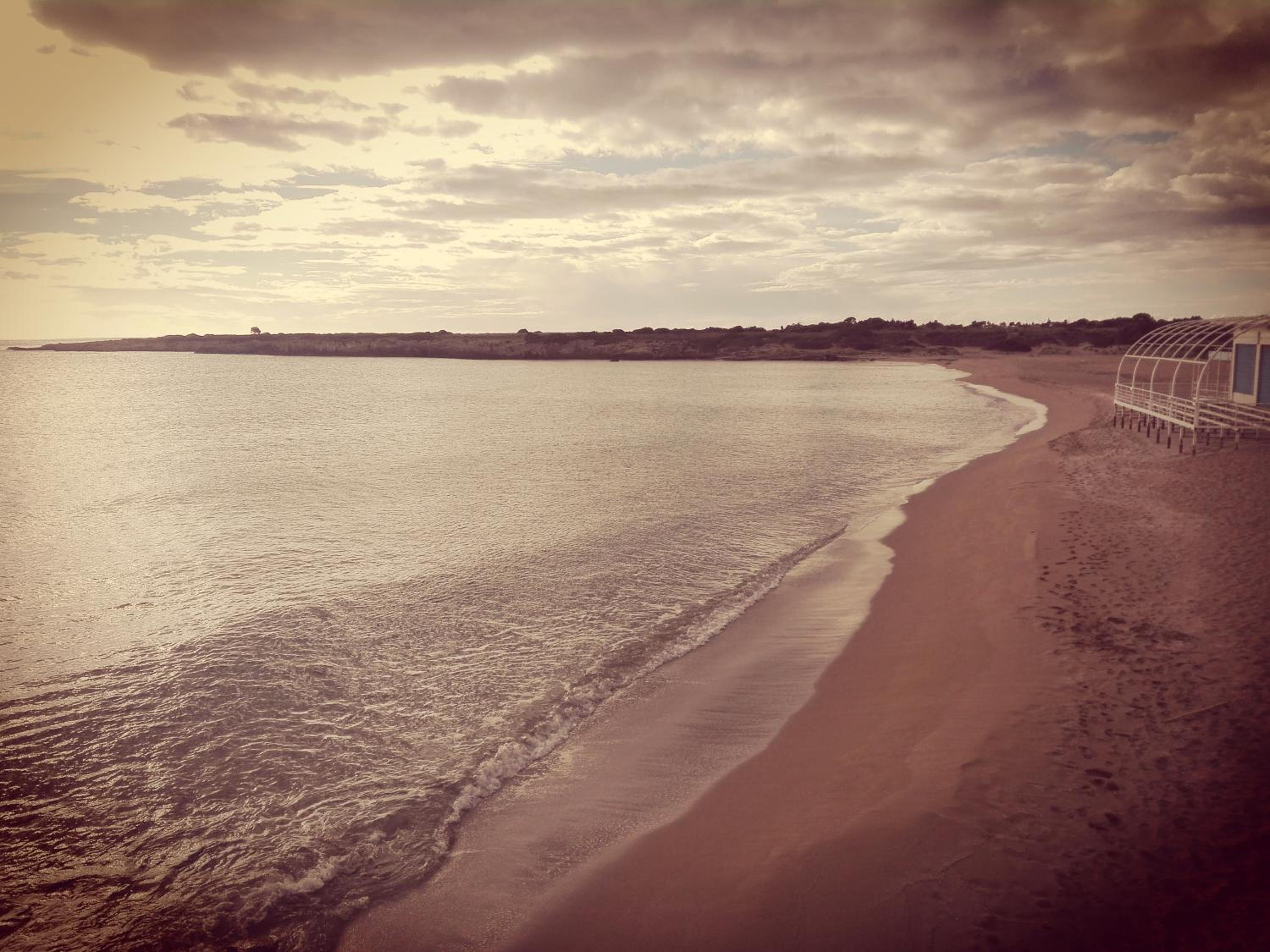 Caledonia Relax