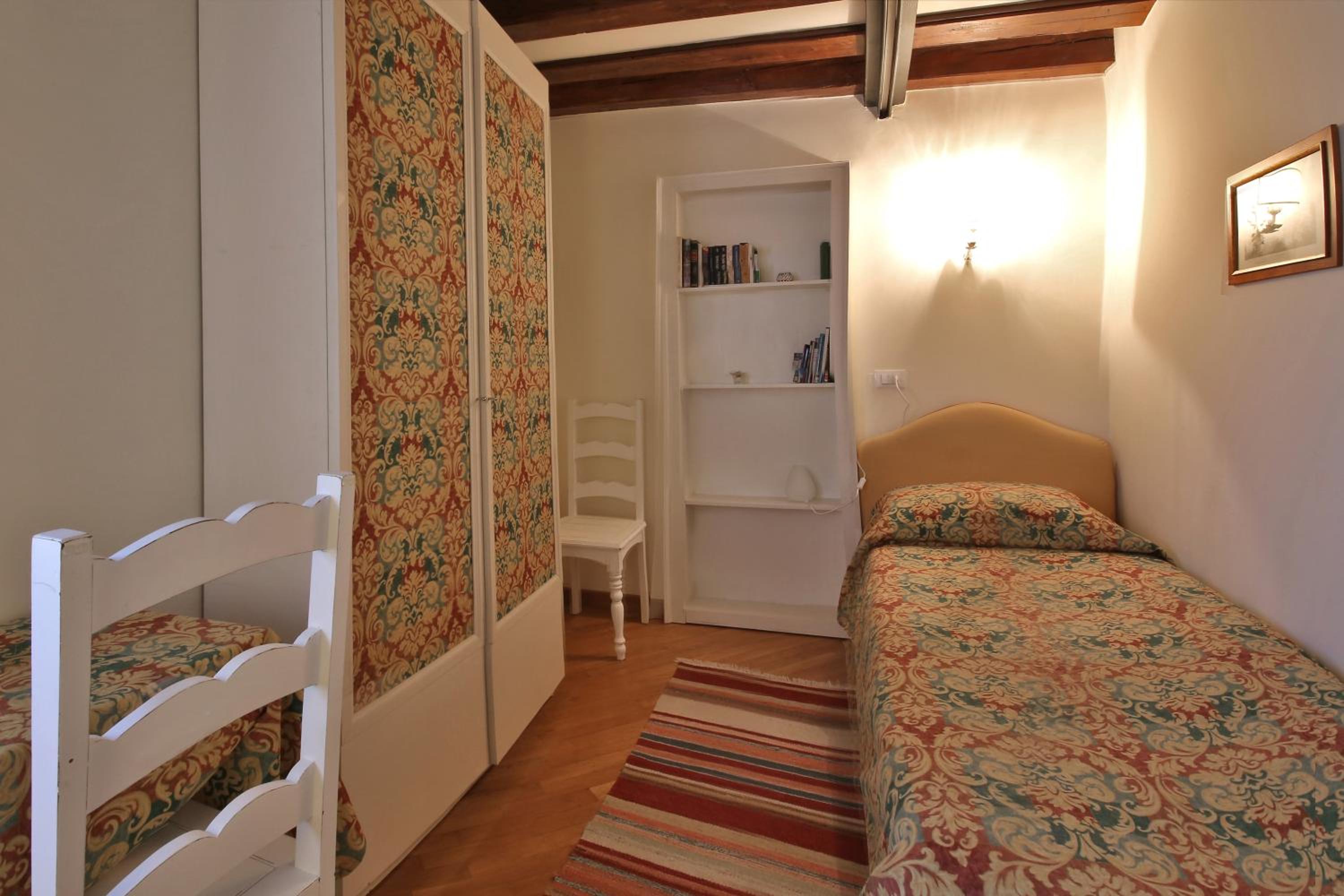 Appartamenti inside Palazzo Foscarini
