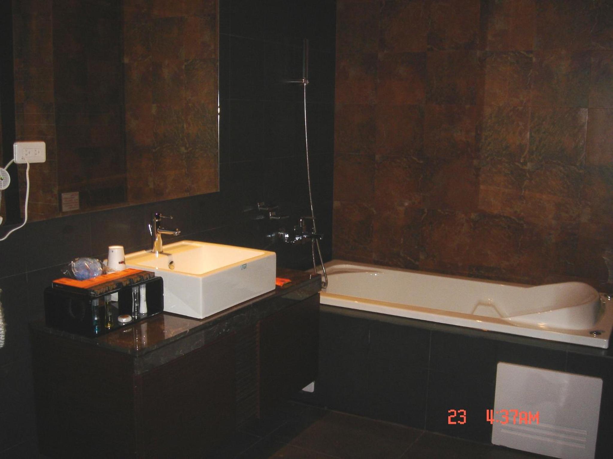 Photo 13