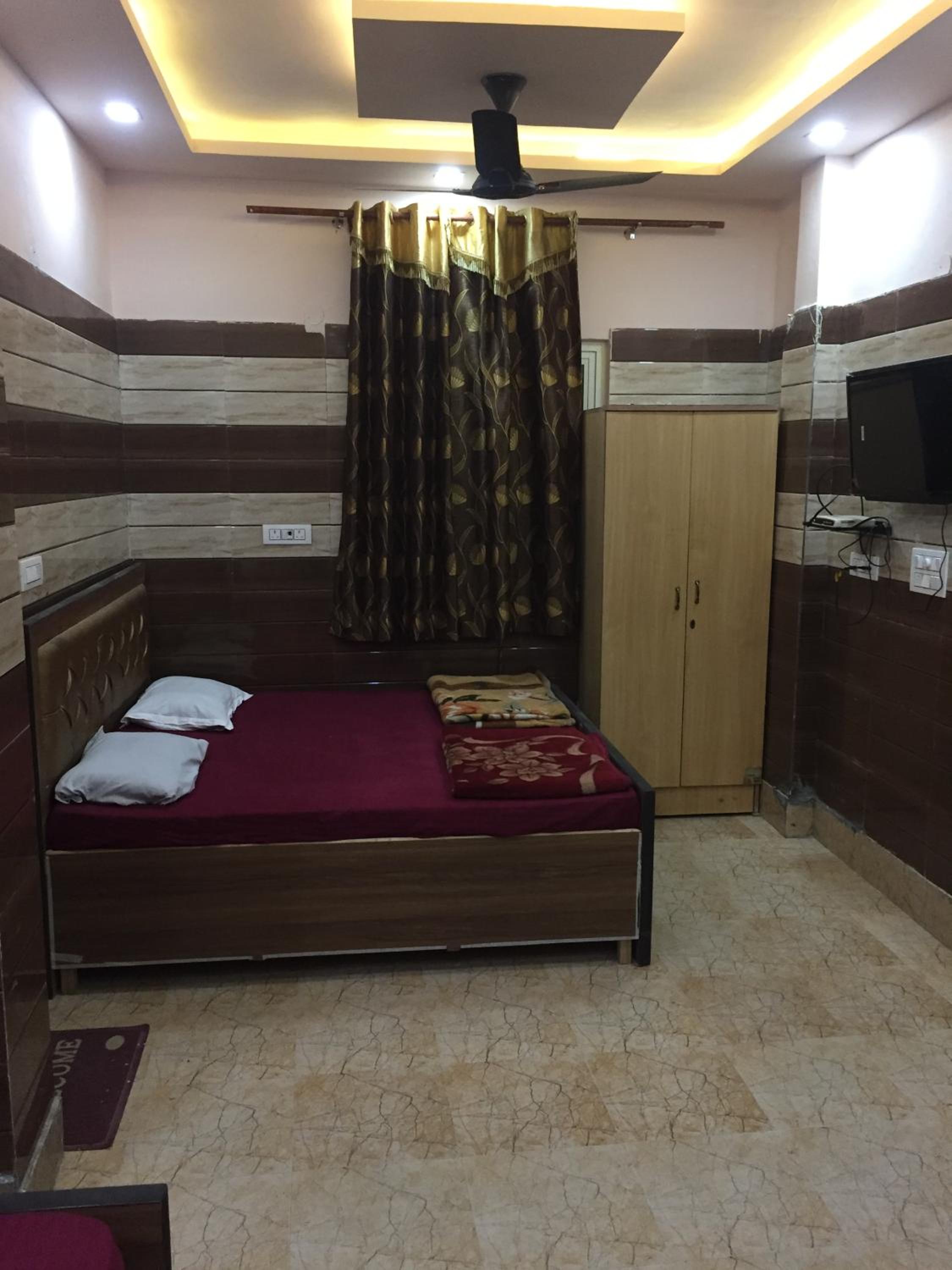 Royal Residency
