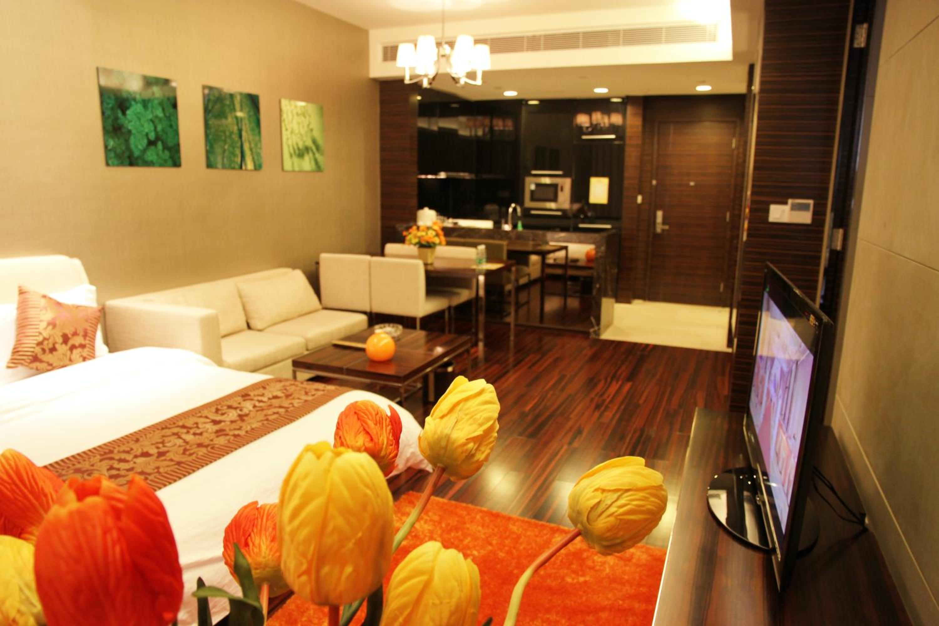 Checkinn International Apartment (GuangZhou PaZhou Poly World Trade Branch)