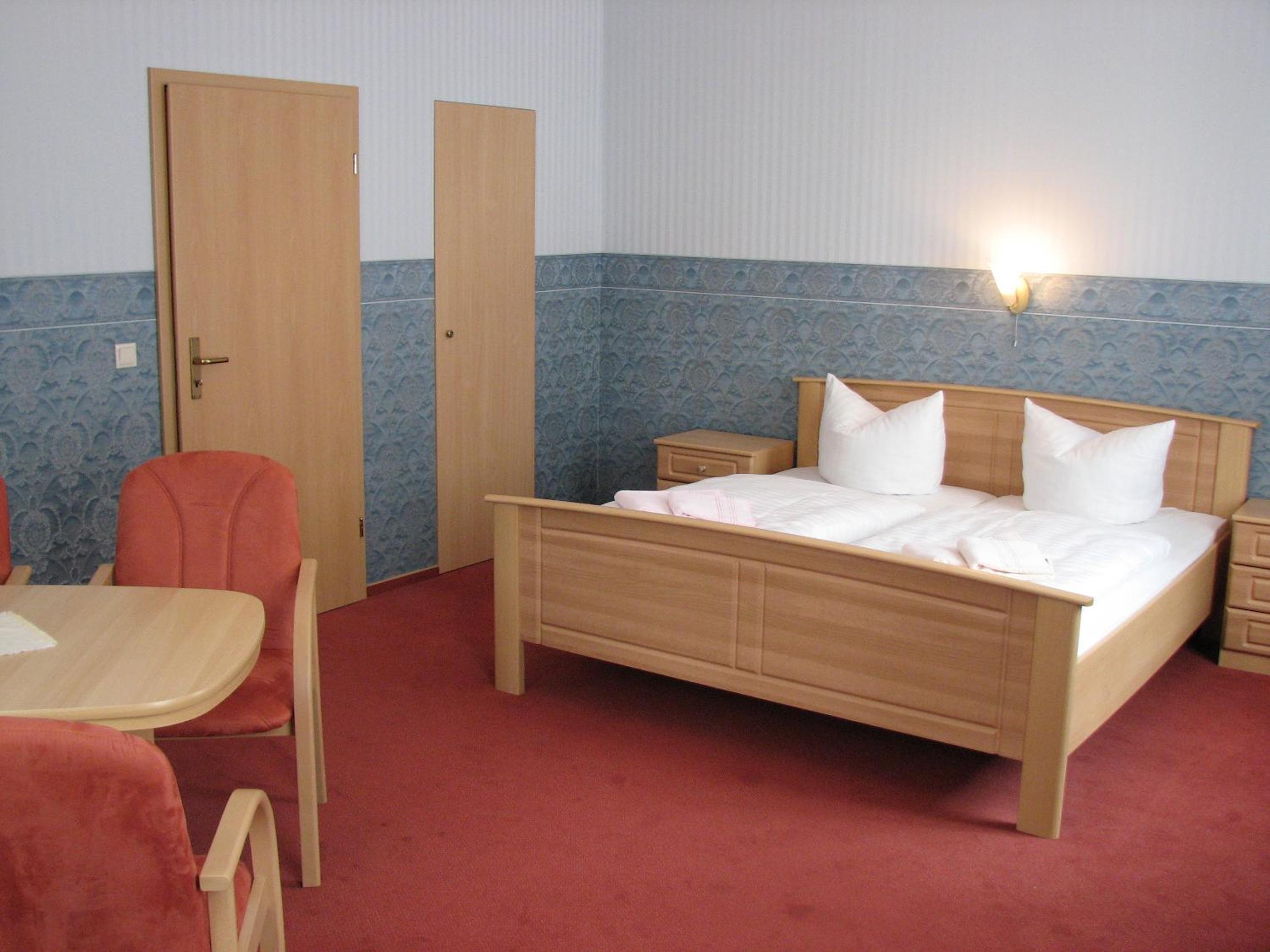 Hotel Garni Dekorahaus - Property Image 1