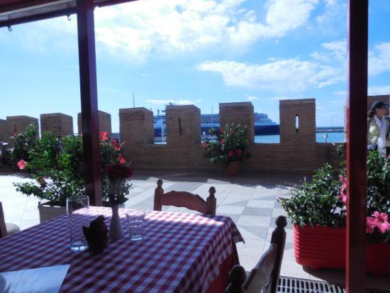 Tourist apartment-La Casa del Porto- alloggio turistico