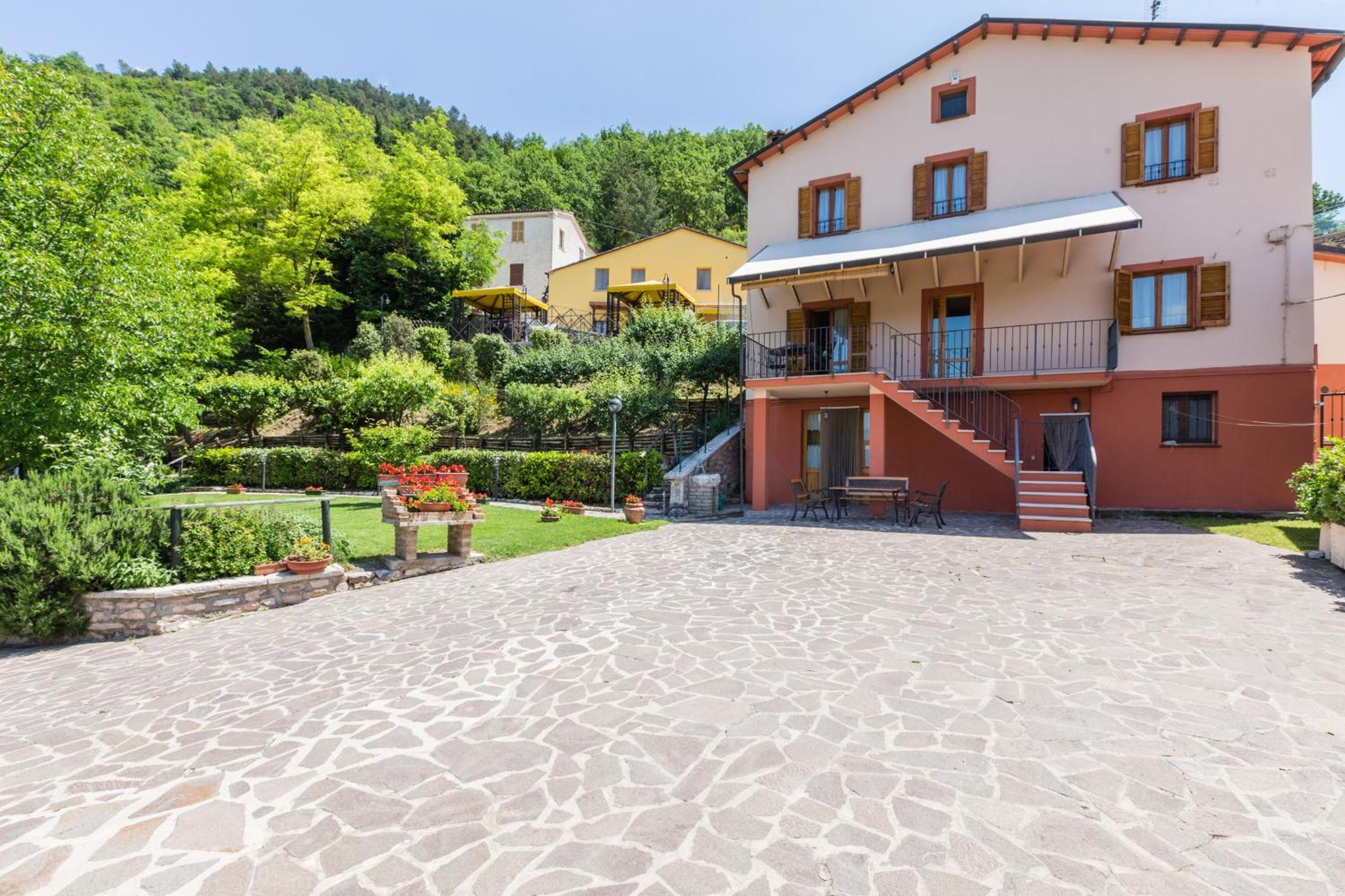 Villa degli Artisti view 4