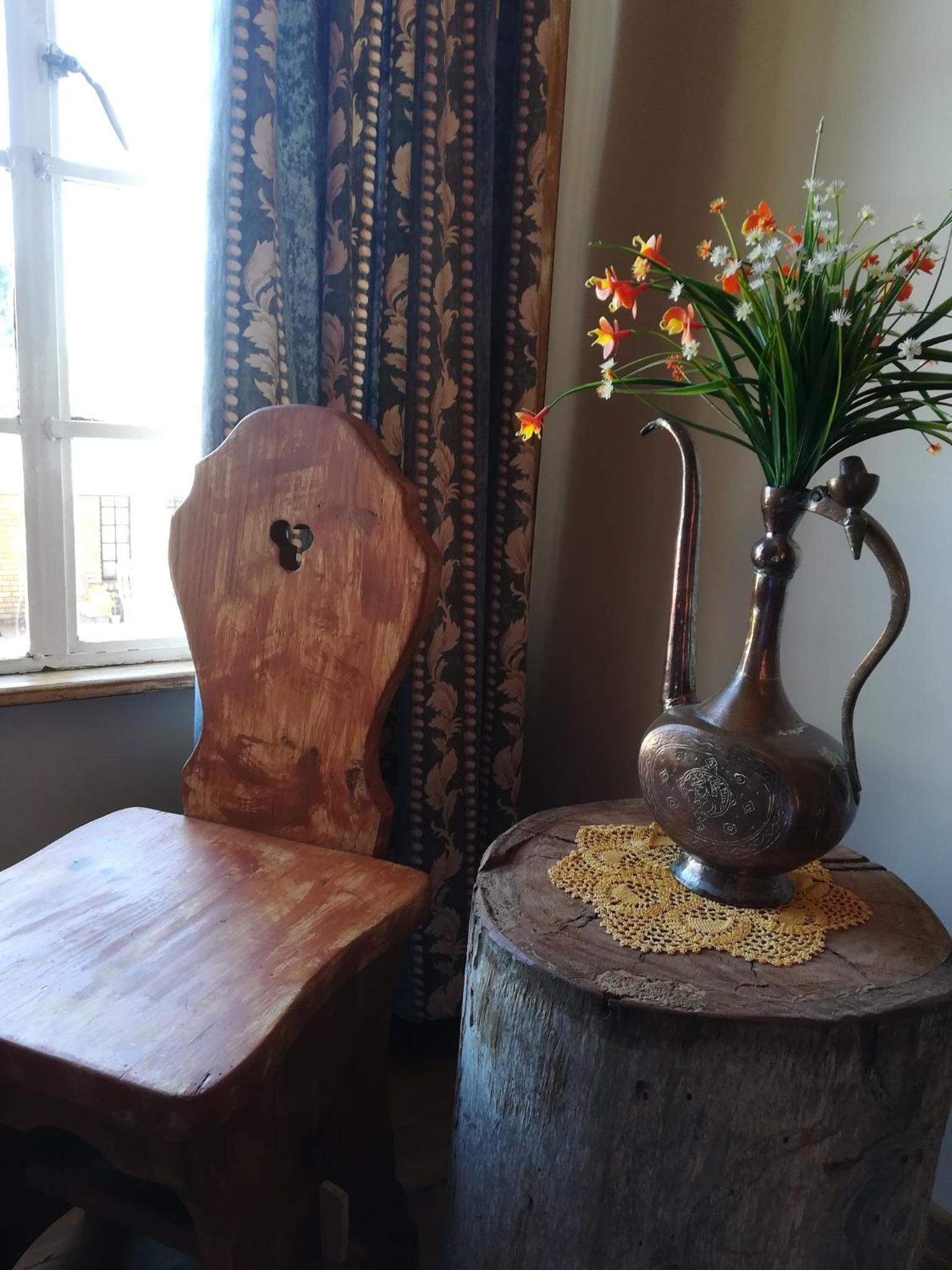 Autumn Breeze Manor Guest House