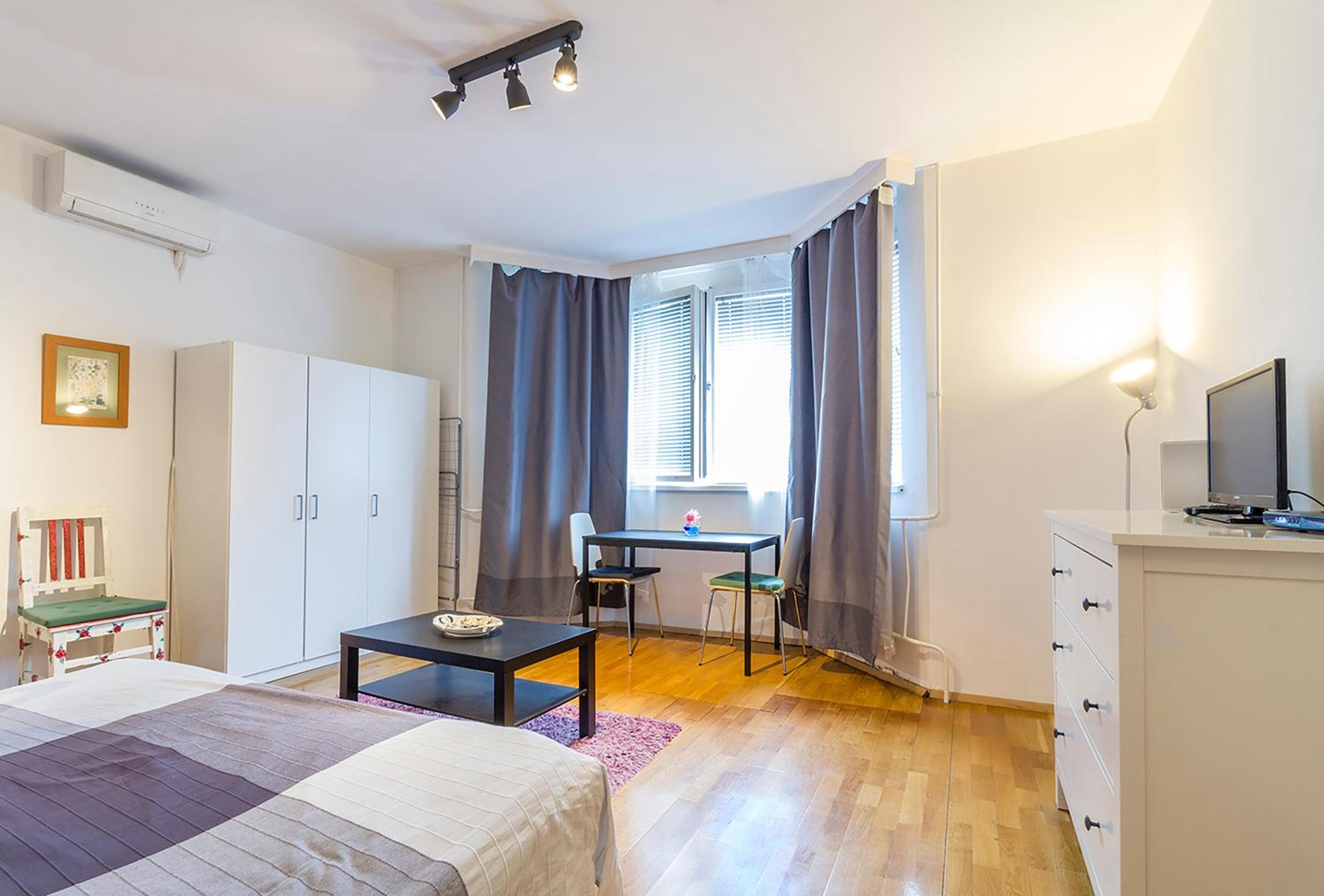 Mohinga Apartment