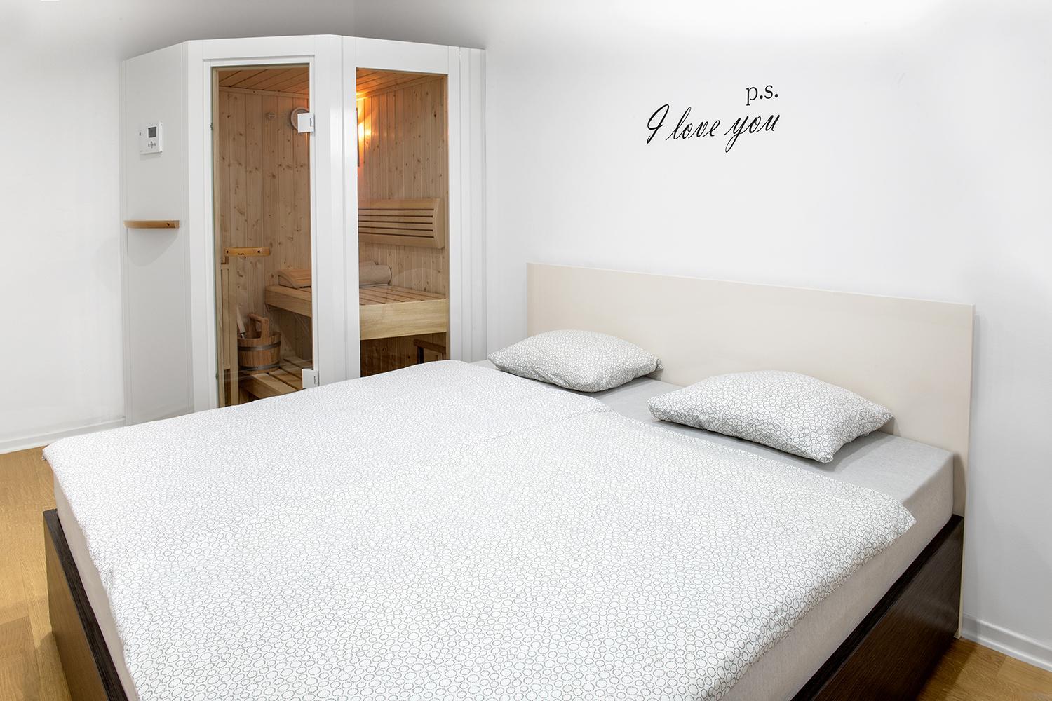 Sauna - Flexible SelfCheckIns 6 - Zagreb - Garage - Electric vehicle ccharger - Loggia - New - Luxury - Apartments Repinc 6 view 4