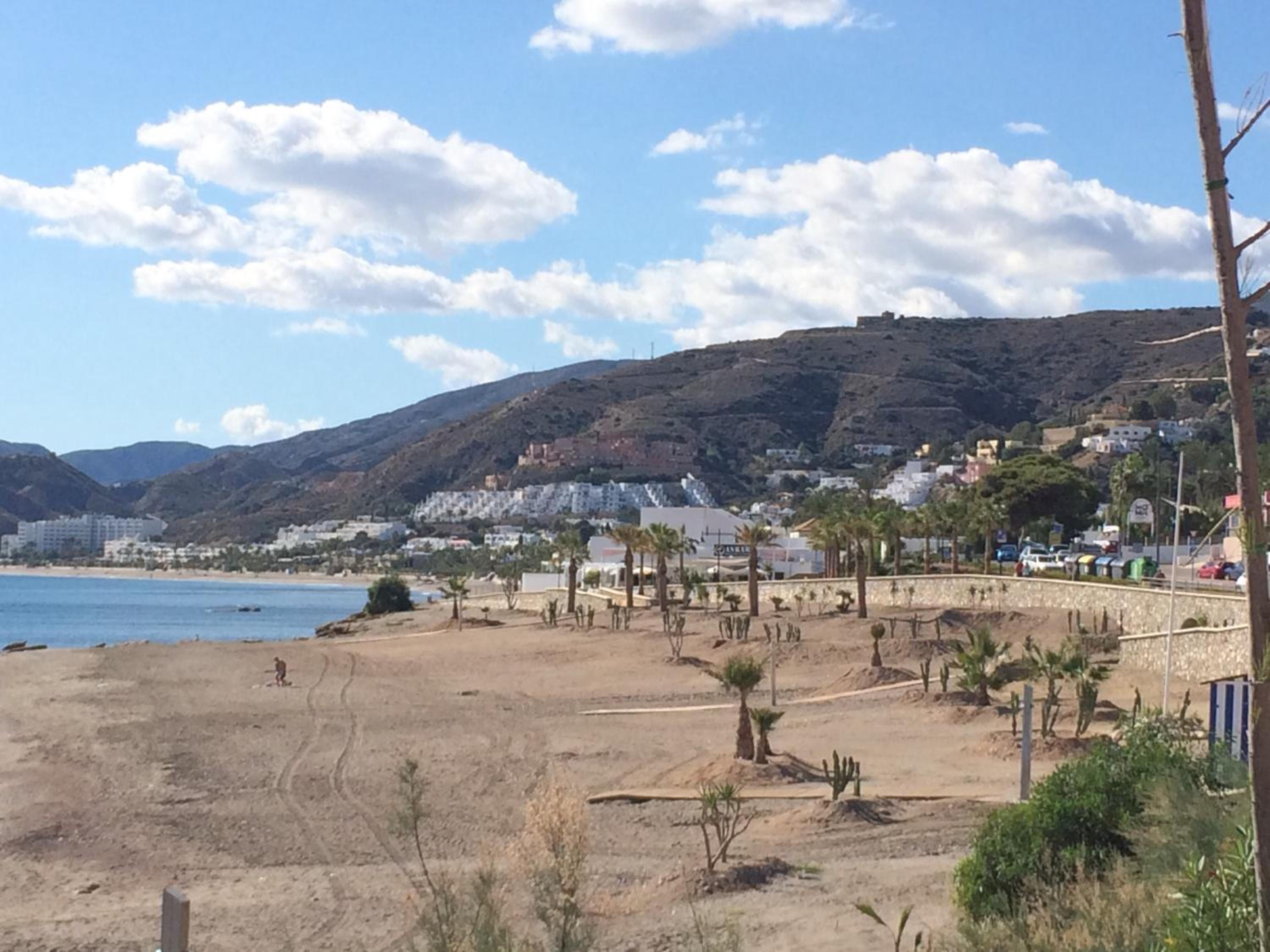 Maison Alriad - Alojamiento familiar tranquilo cerca del mar con jardín, porche y parking privado en el interior de la finca no apto para fiestas