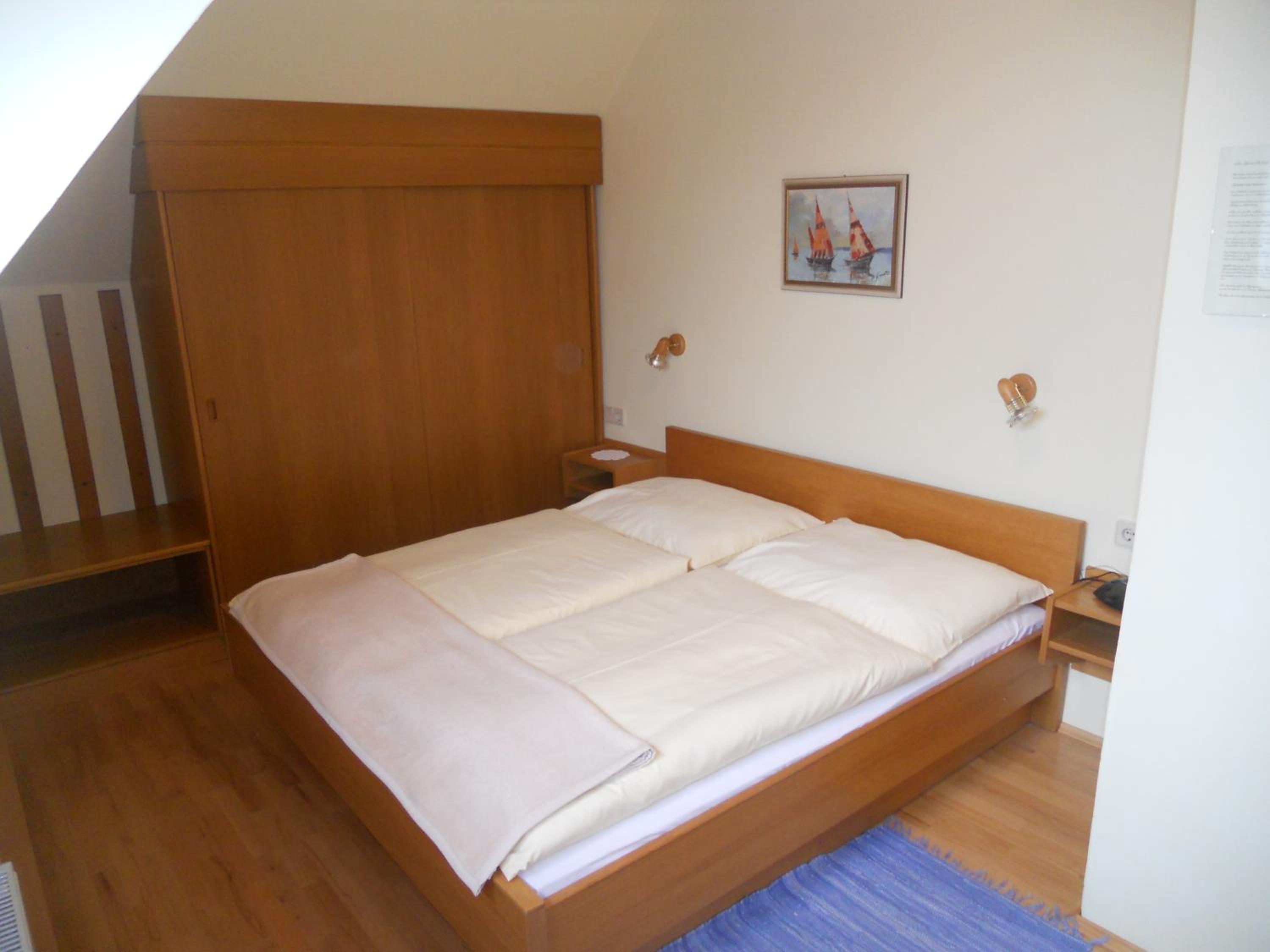 Photo 53