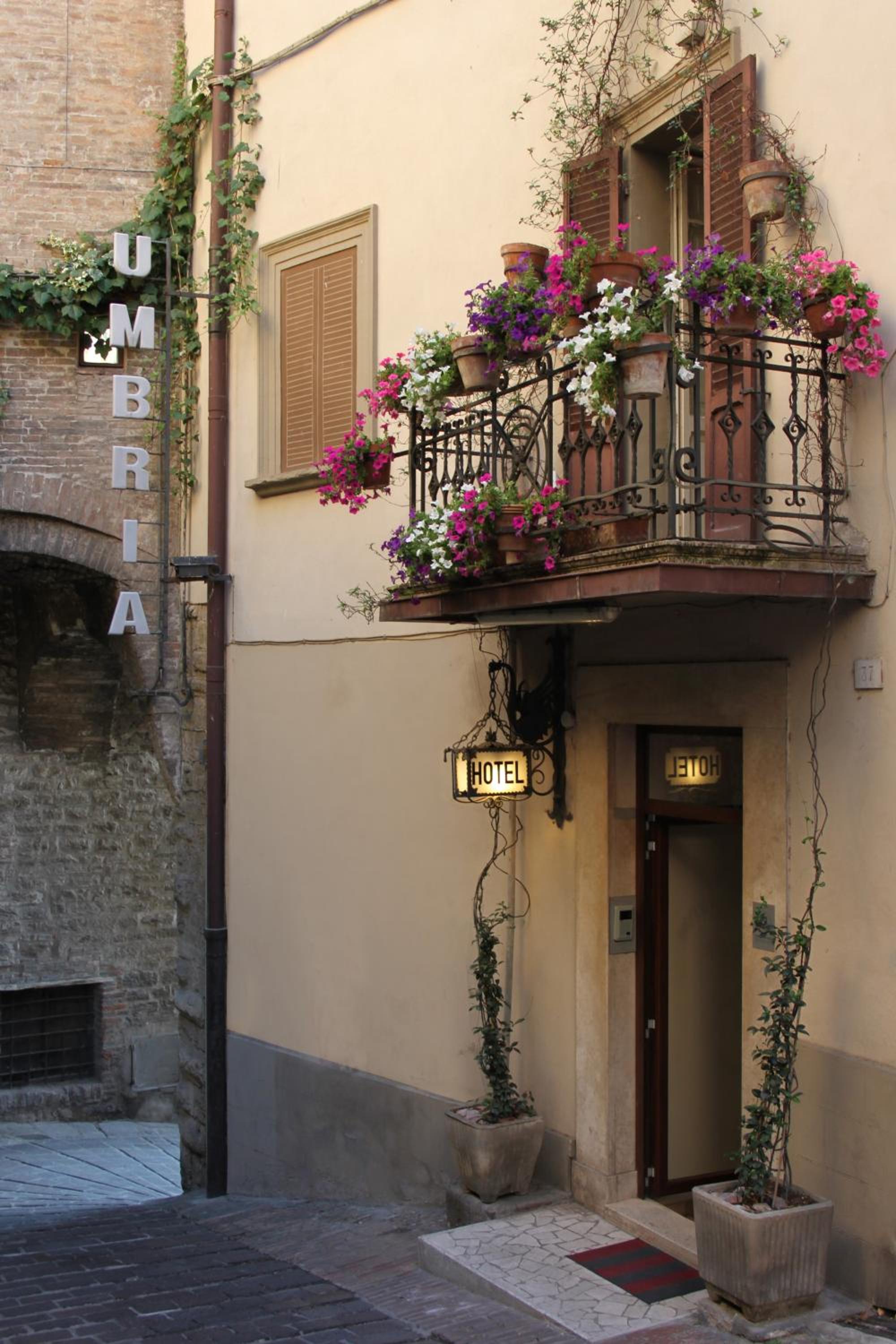 Hotel Umbria - Image 1