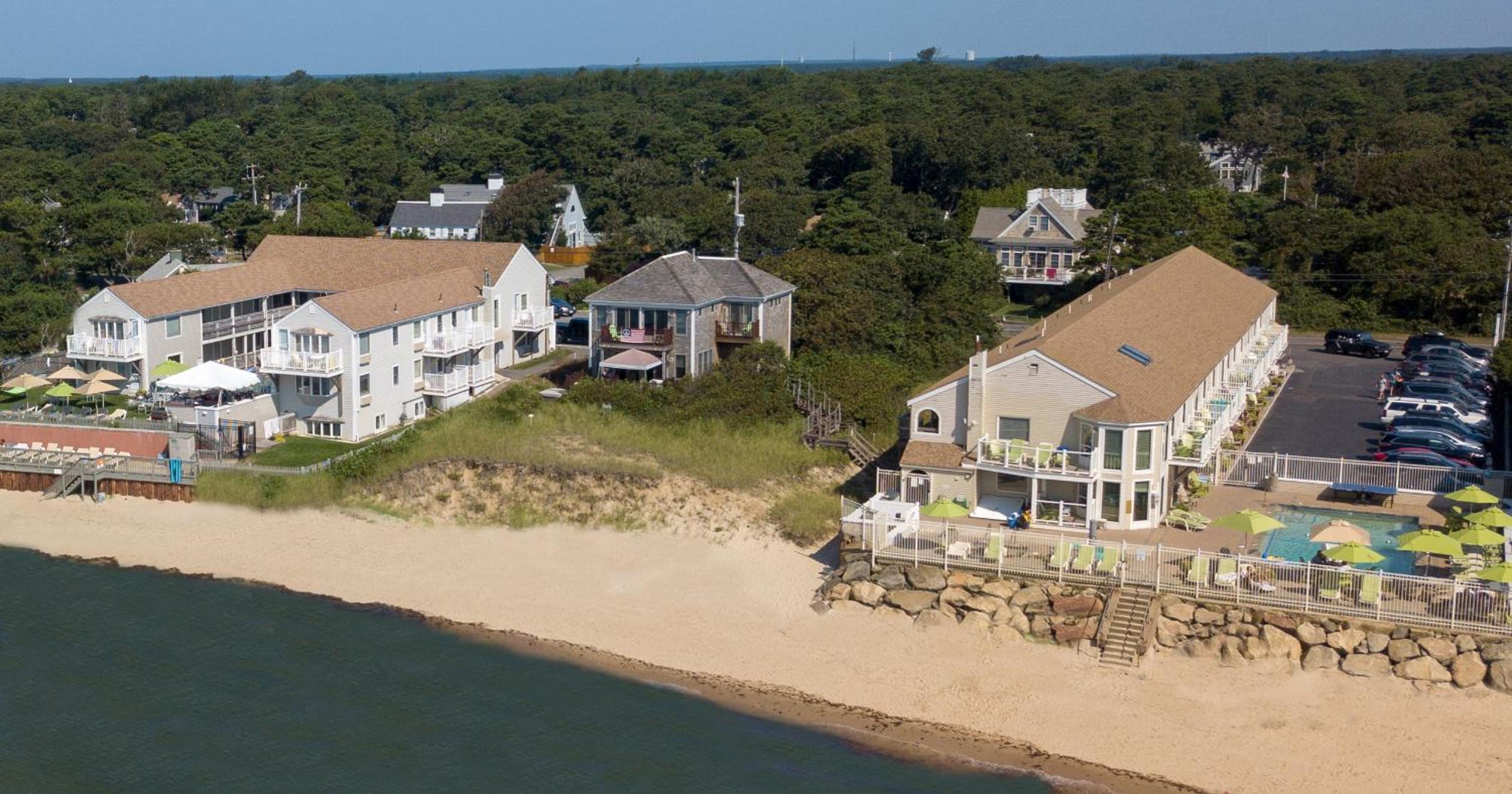 The Corsair & Cross Rip Oceanfront