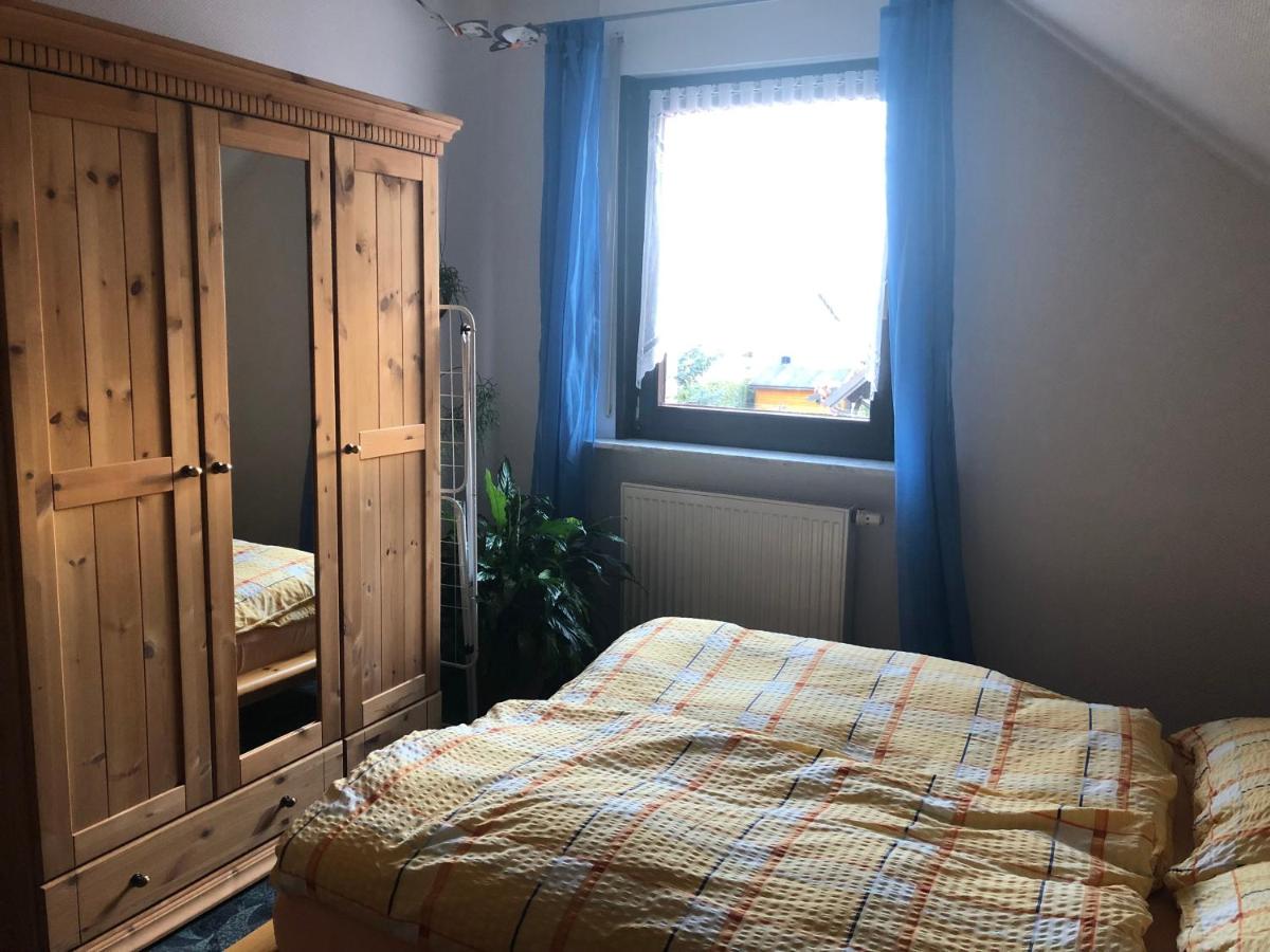 Ferienhaus und Ferienwohnung Eichhorn