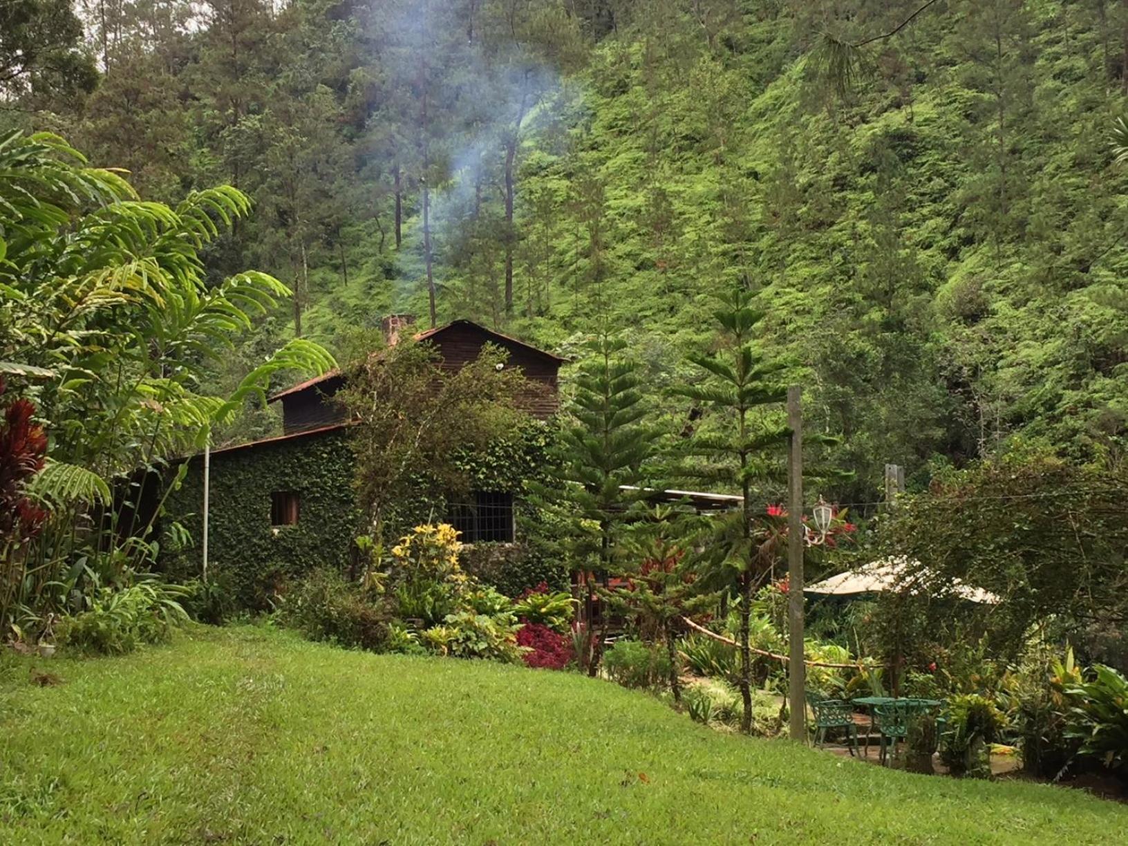 Arroyo Frío River Lodge view 5