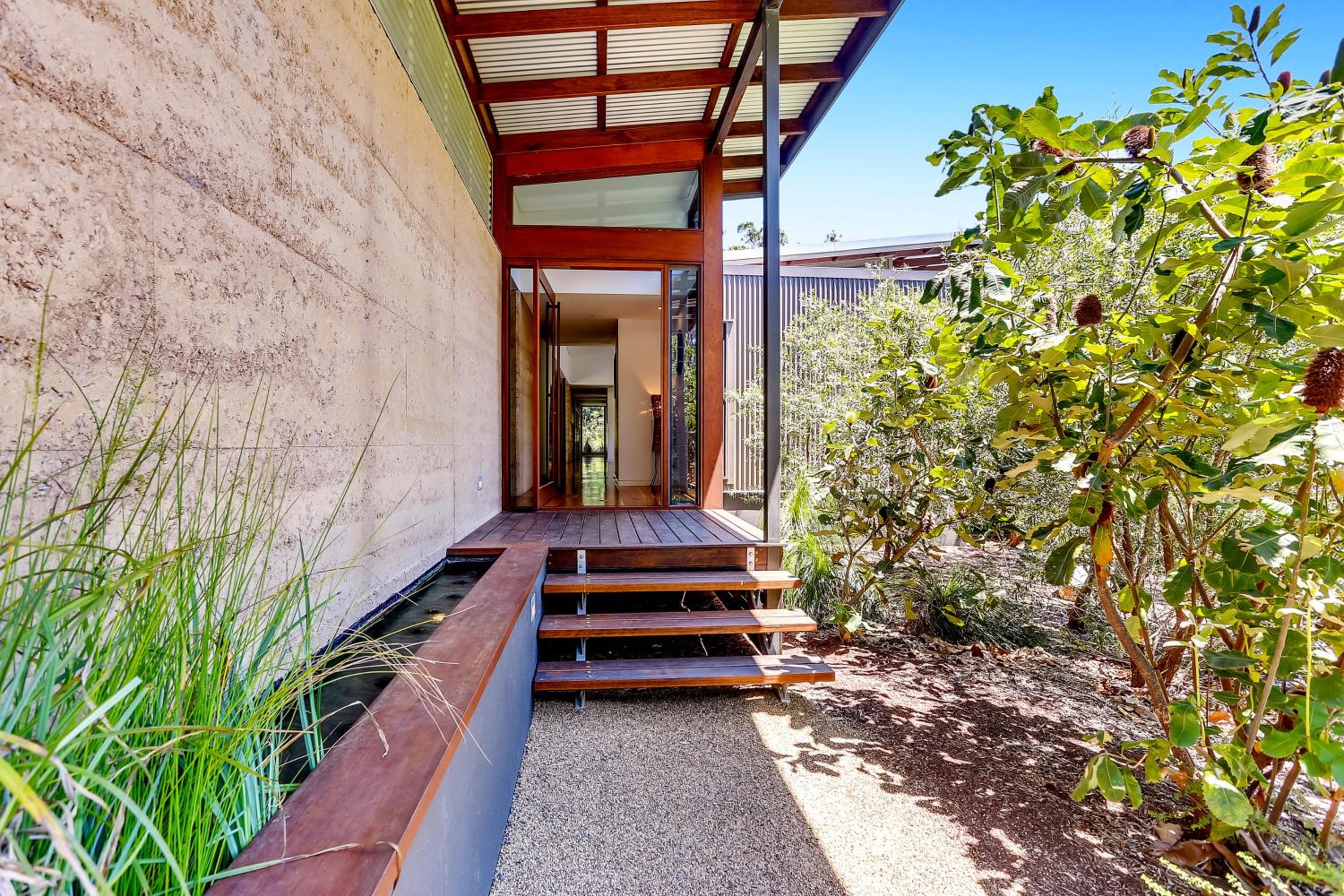 Calanthe Acreage - Doonan