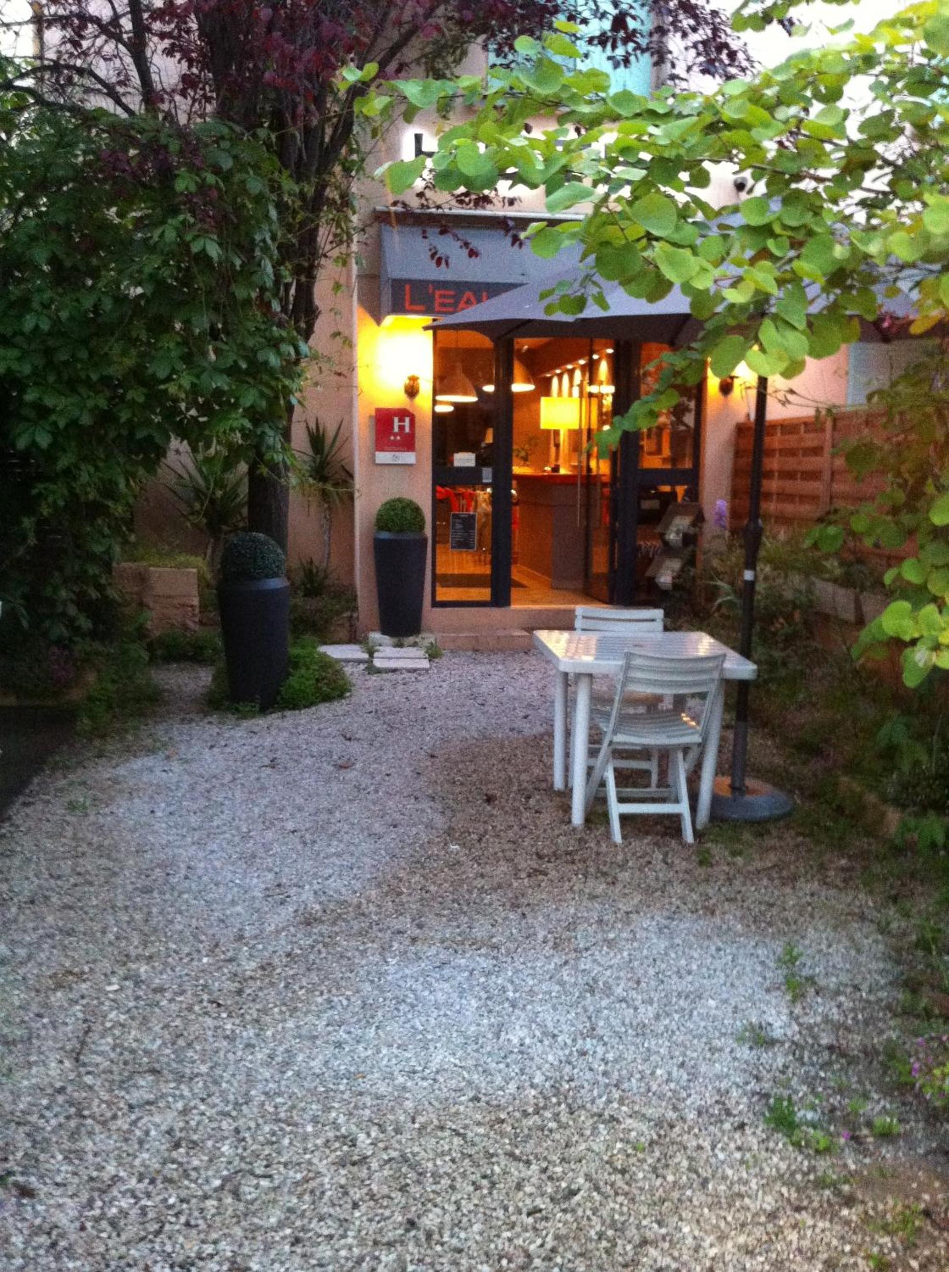 Marseille Vacations - Hotel L'Eau Des Collines - Property Image 3