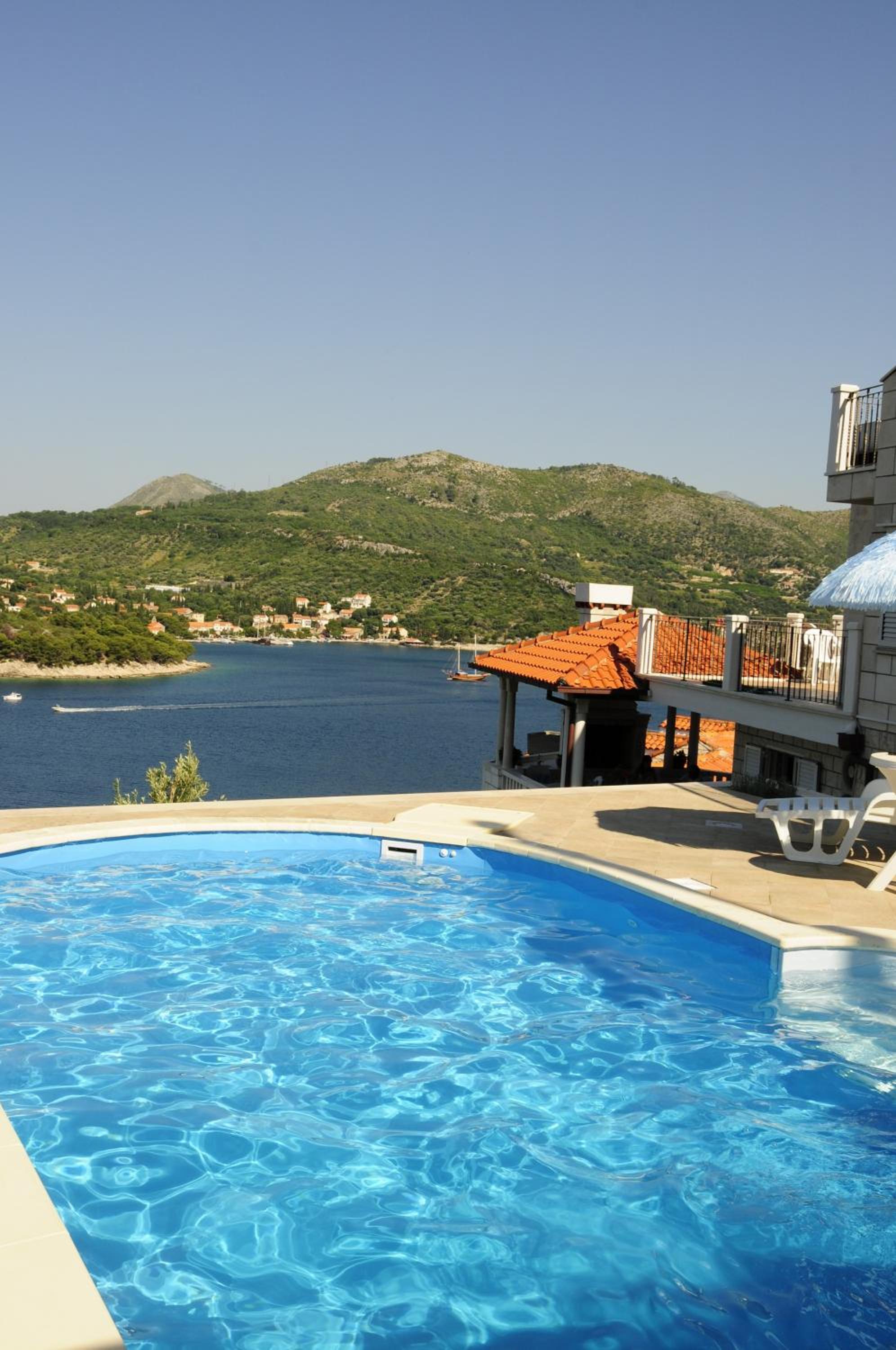 Paradis Apartments