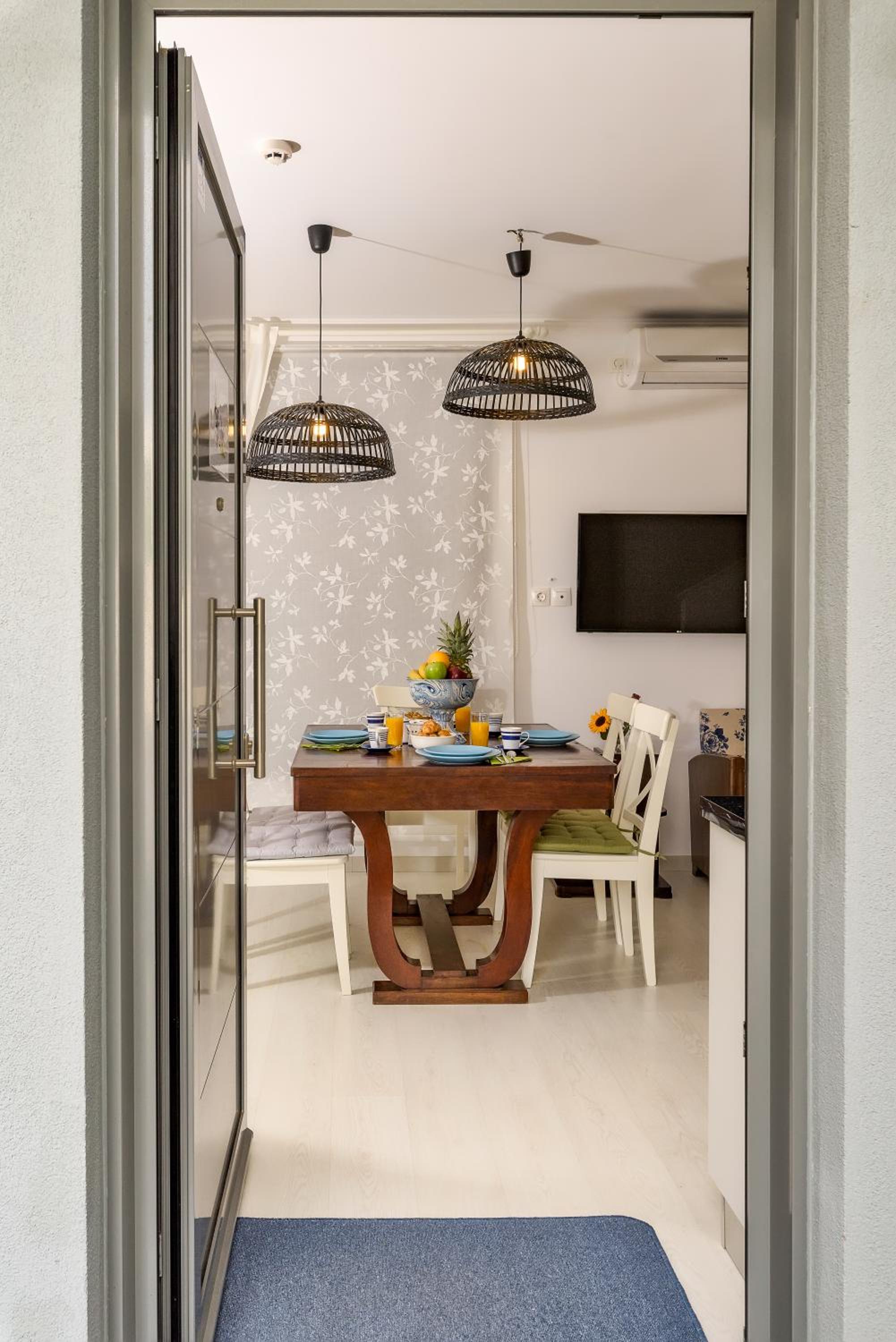 Alisahni Villa & Suite view 3