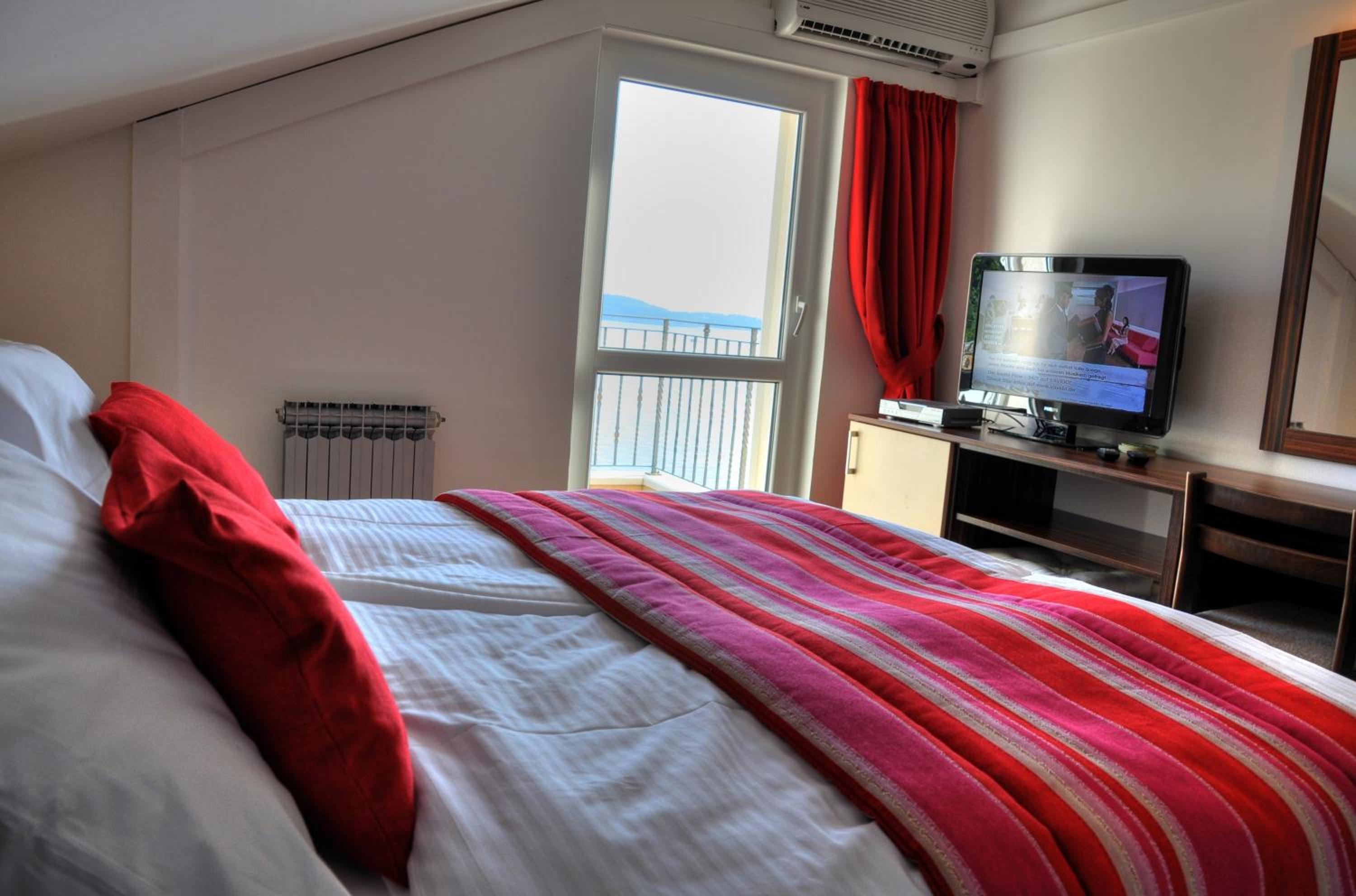 Paradis Apartments