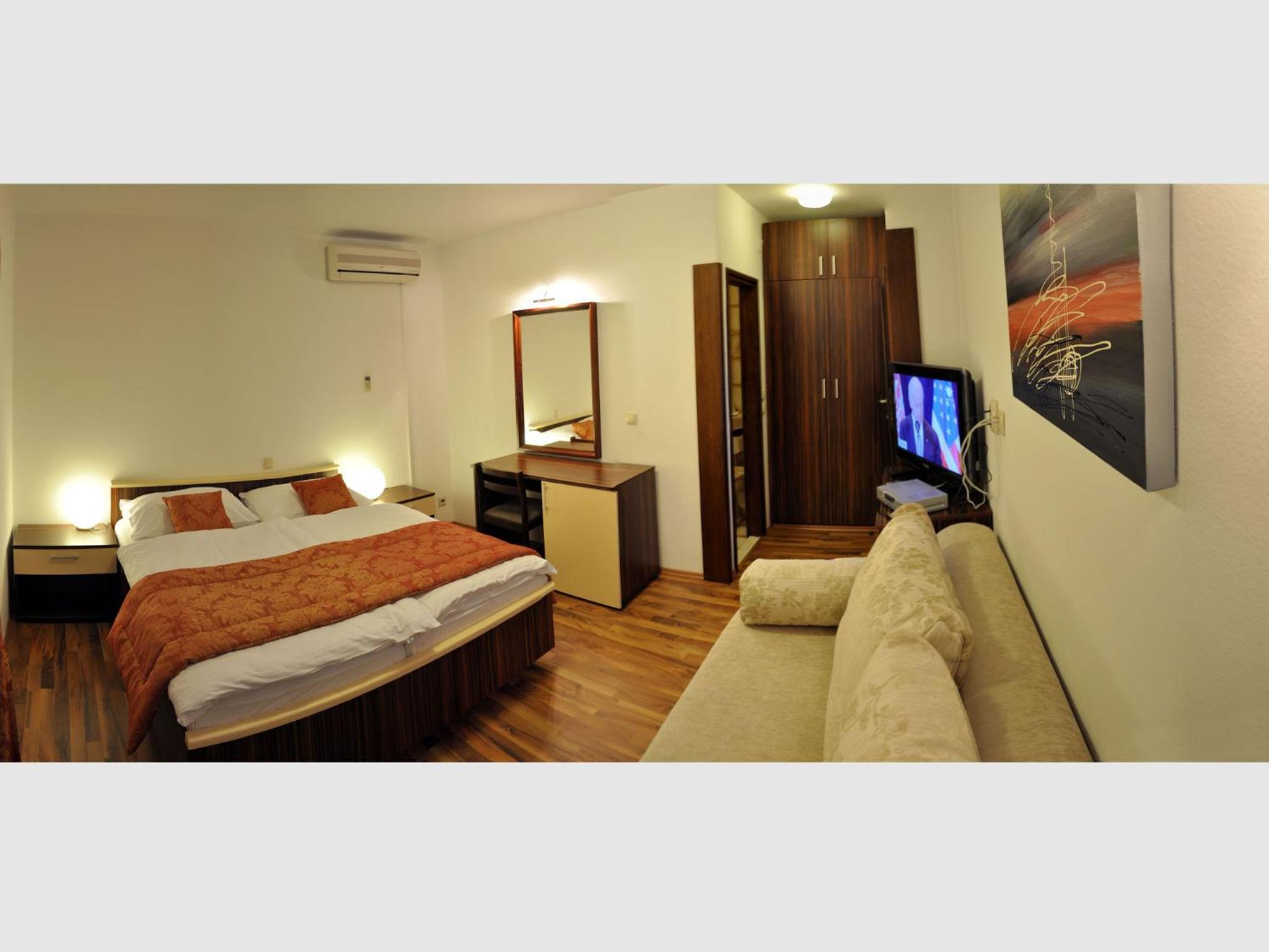Paradis Apartments