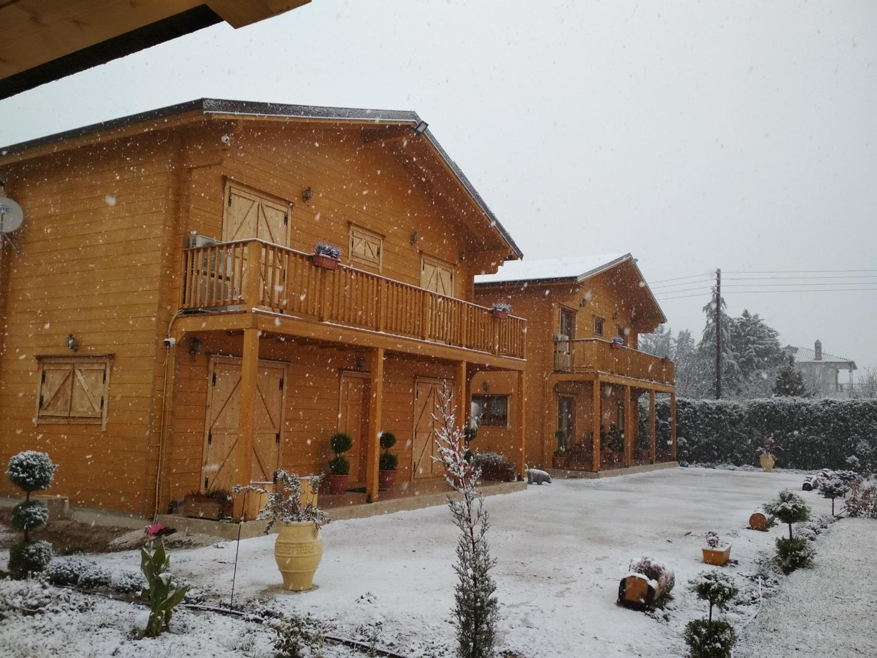 Kastor Chalets view 4