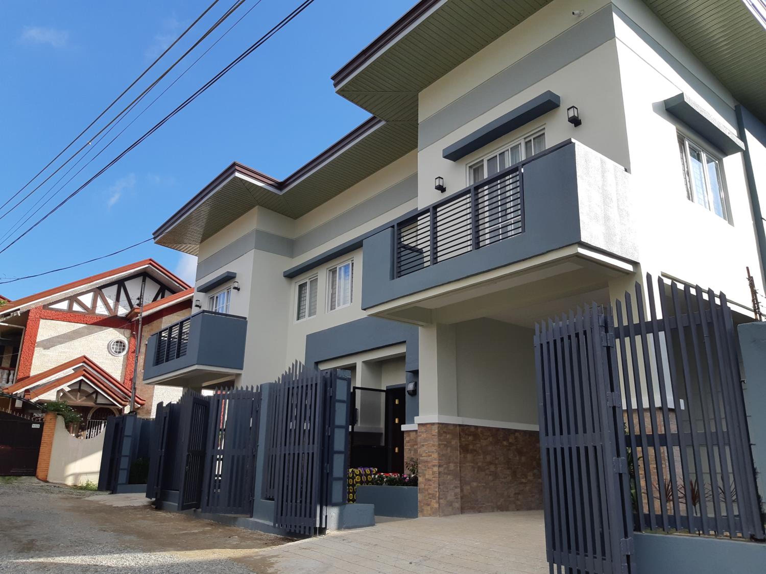 Restful 3BR Hillside Duplex House view 2