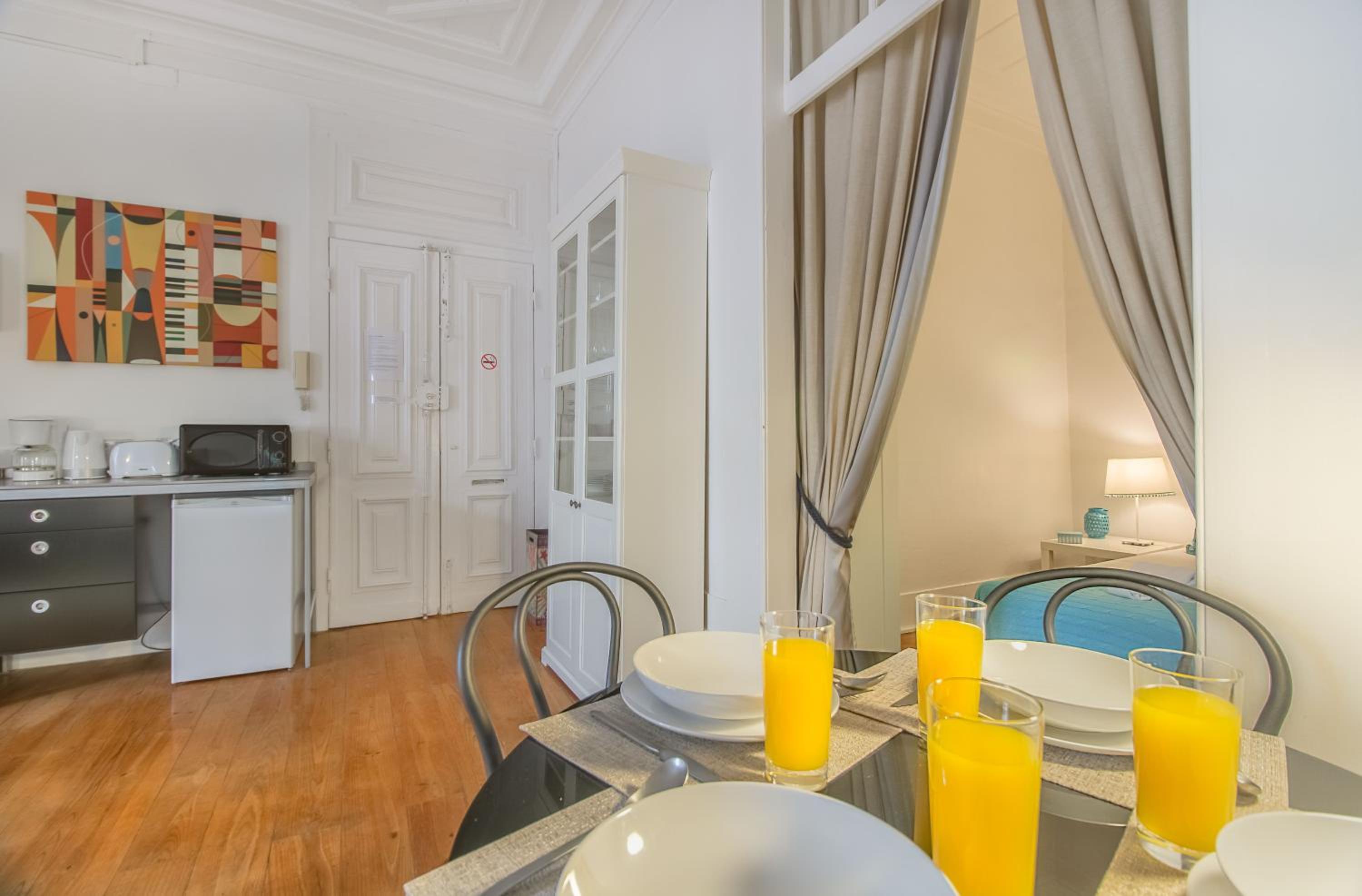 Chiado Balcony Apartment view 2