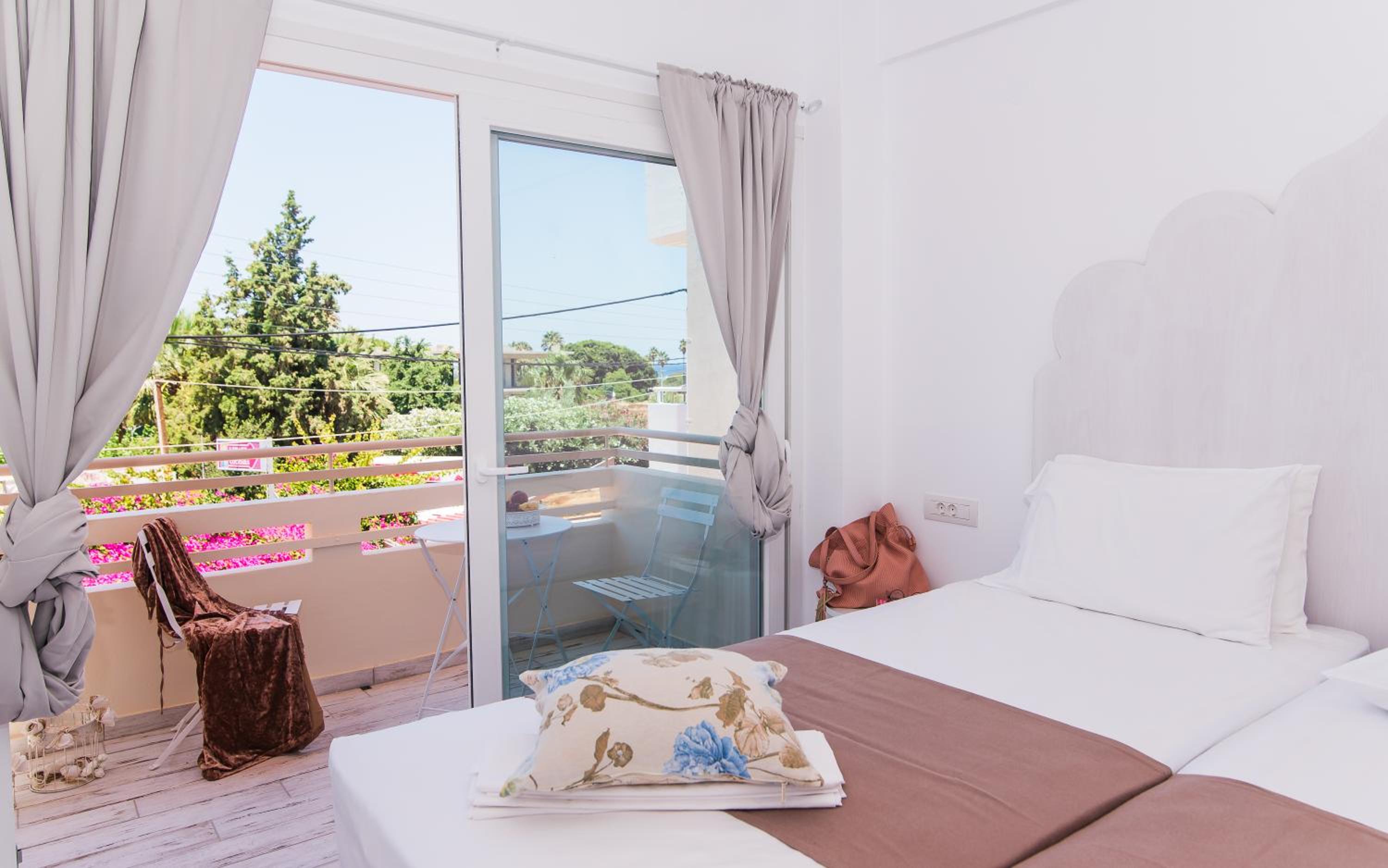 Stella Maria Hotel & Suites