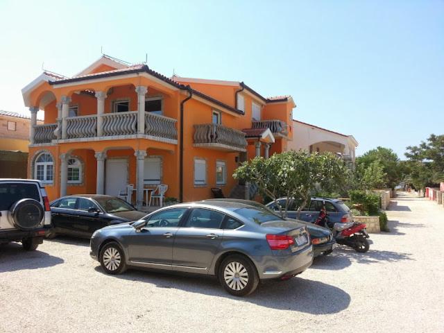 Nena apartmani view 5
