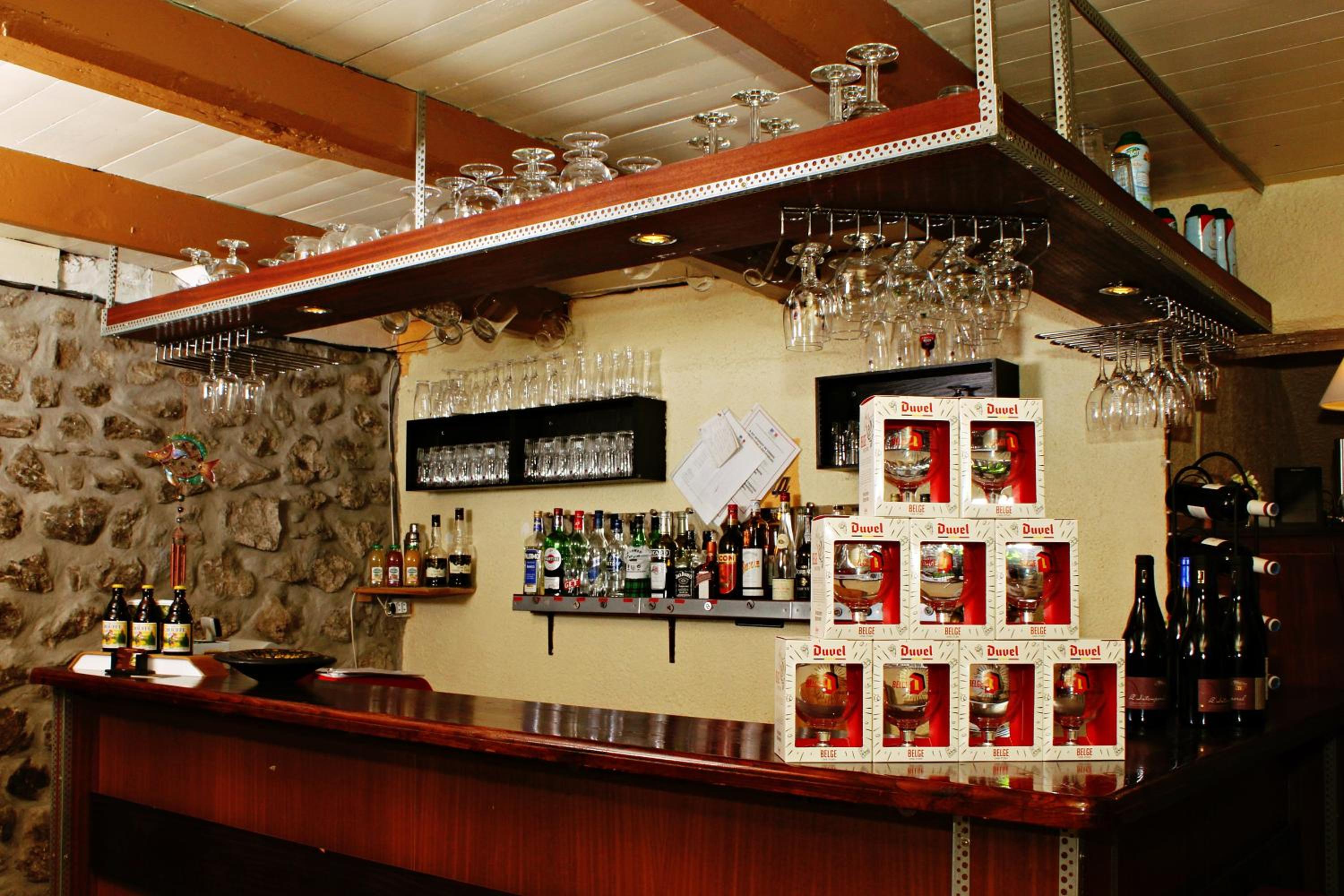 bar