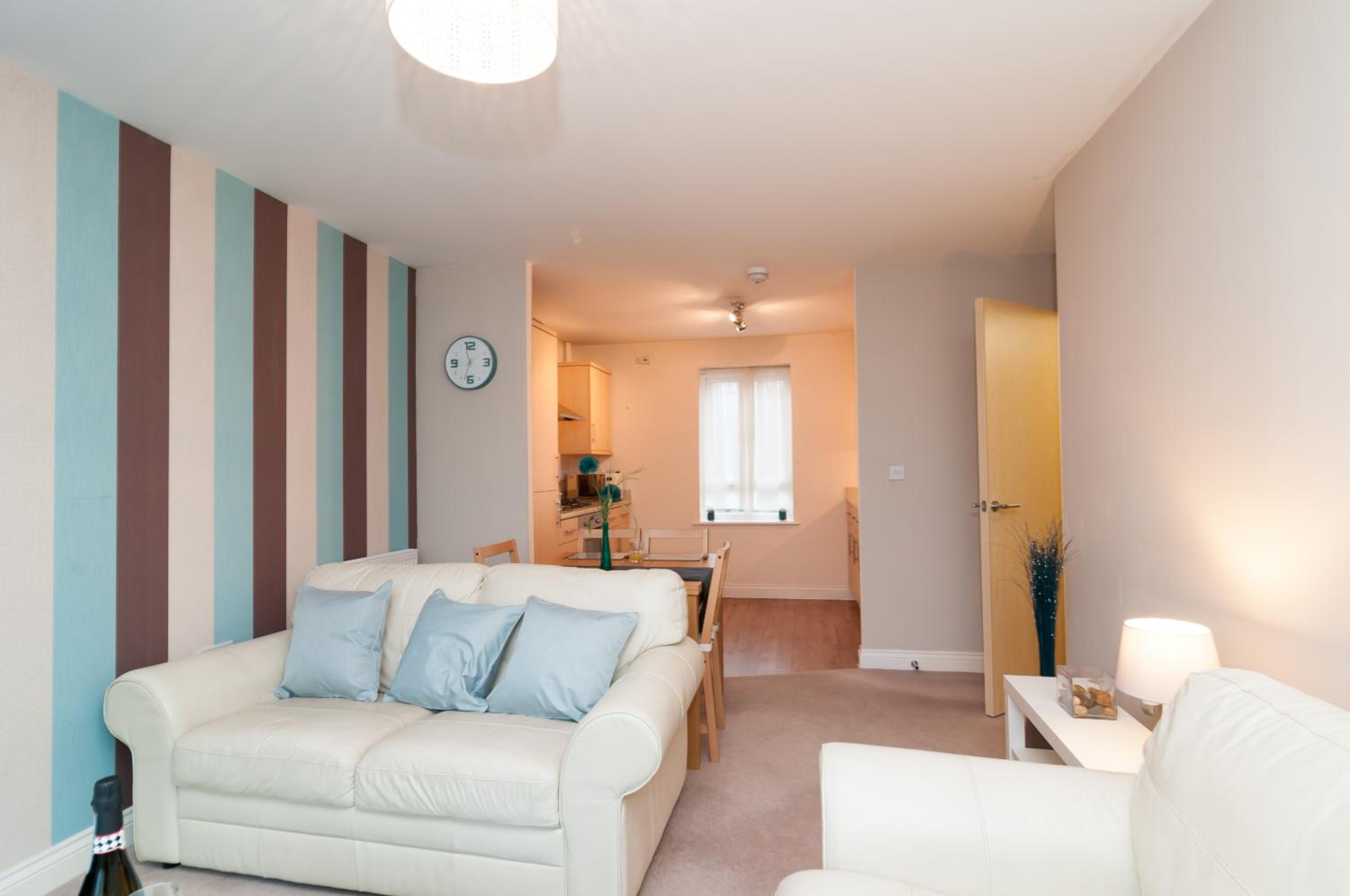 Basingstoke Vacations - Central 2 bedroom apartment - Property Image 6
