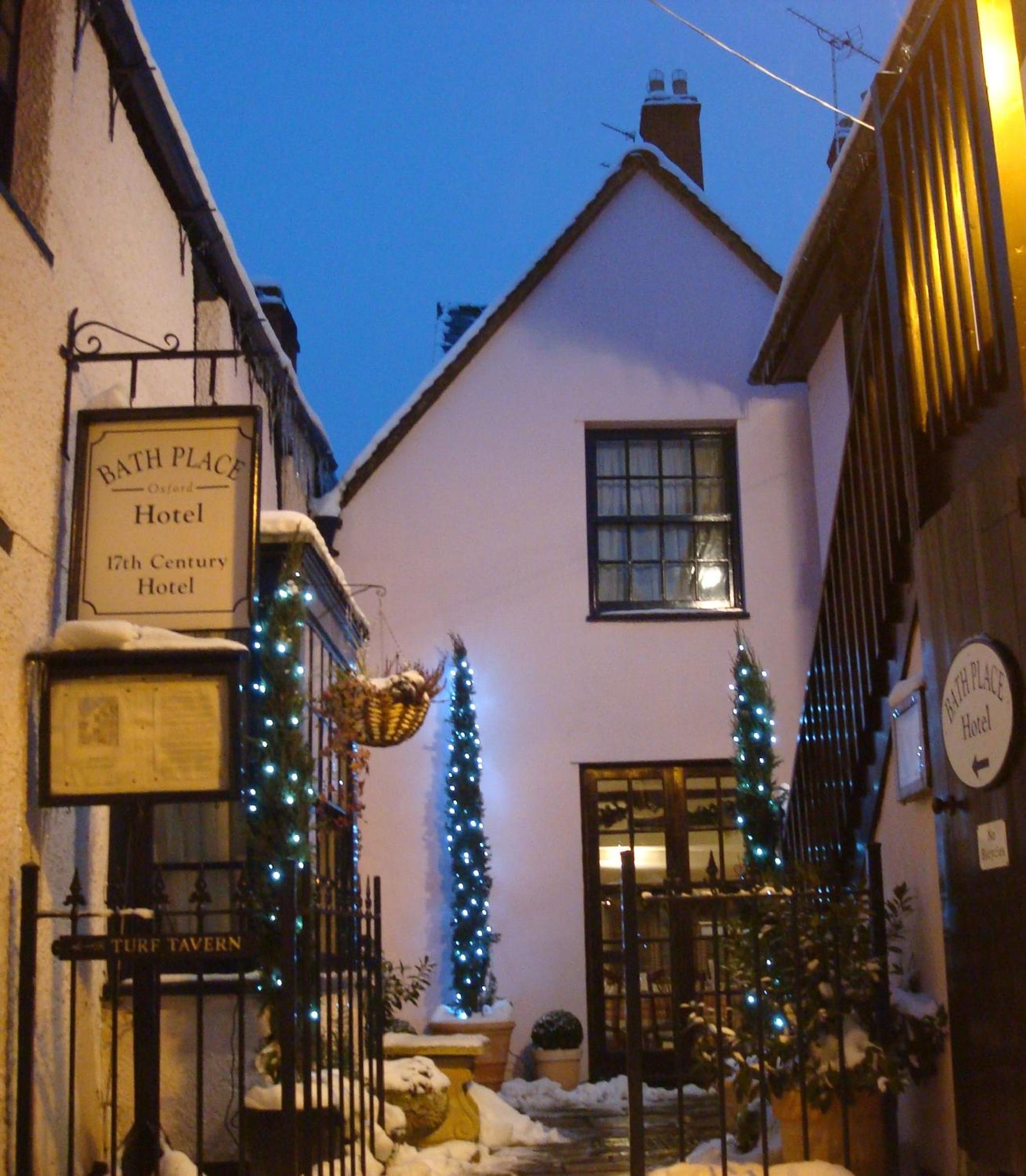 Oxford Vacations - Bath Place Hotel Limited - Property Image 35