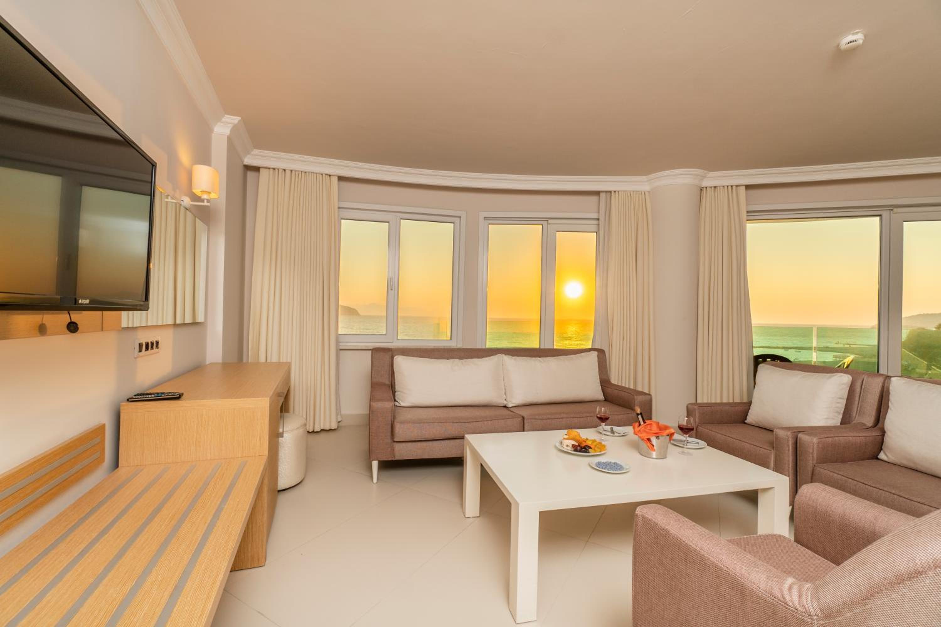 Dragut Point South Hotel-All Inclusive